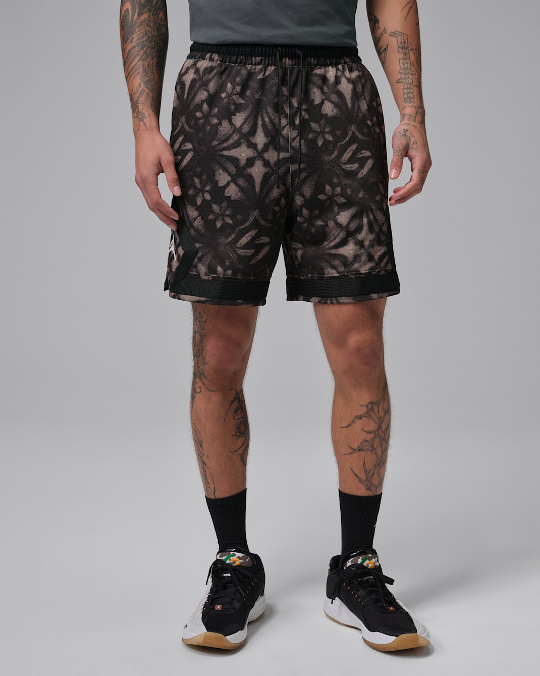 Luka Dončić Men's Dri-FIT Diamond Shorts - Black/Sail