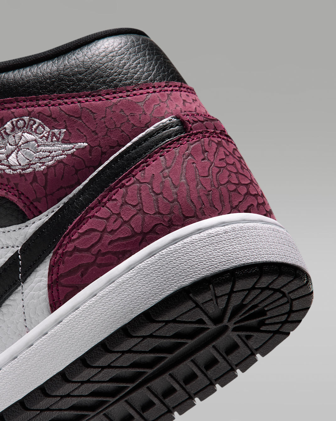 Air Jordan 1 Mid SE Men's Shoes