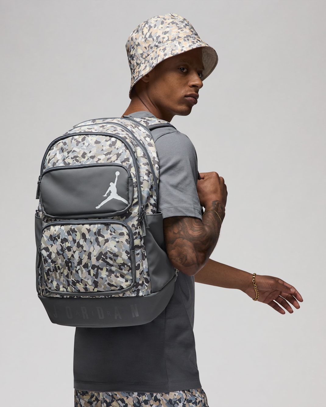 Jordan Essentials Backpack (28.75L) - Sail