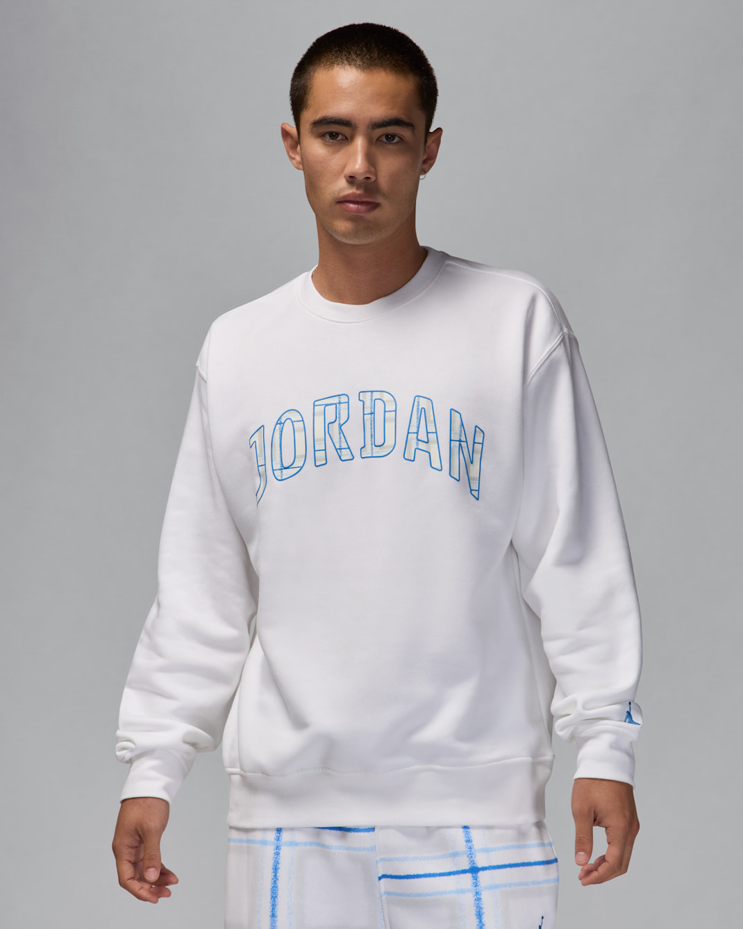 Jordan Essentials Men's Fleece Crew-Neck Sweatshirt - White/Legend Blue
