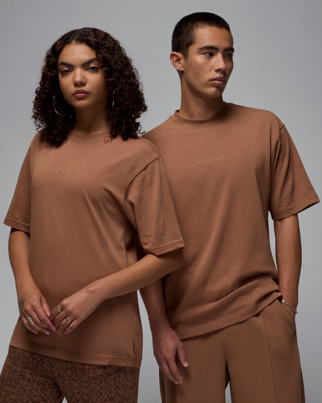 เสื้อยืดผู้ชาย Air Jordan Wordmark 85 - Archaeo Brown/Archaeo Brown