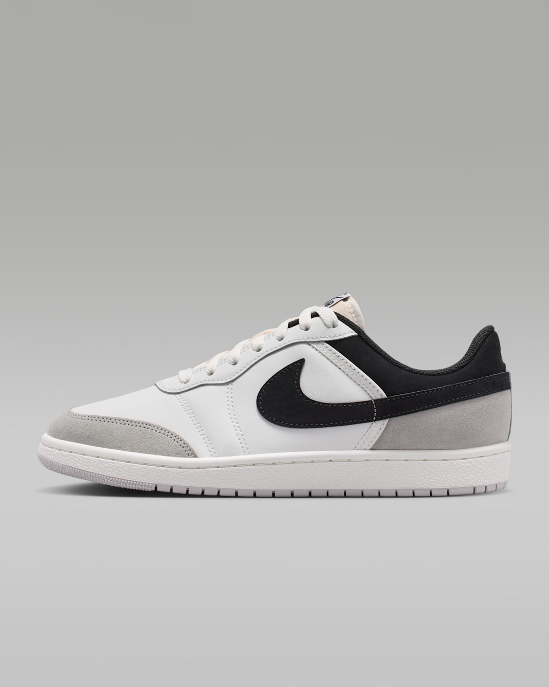 Air Jordan Skyline Low LE Men's Shoes - Summit White/Light Smoke Grey/Sail/Black