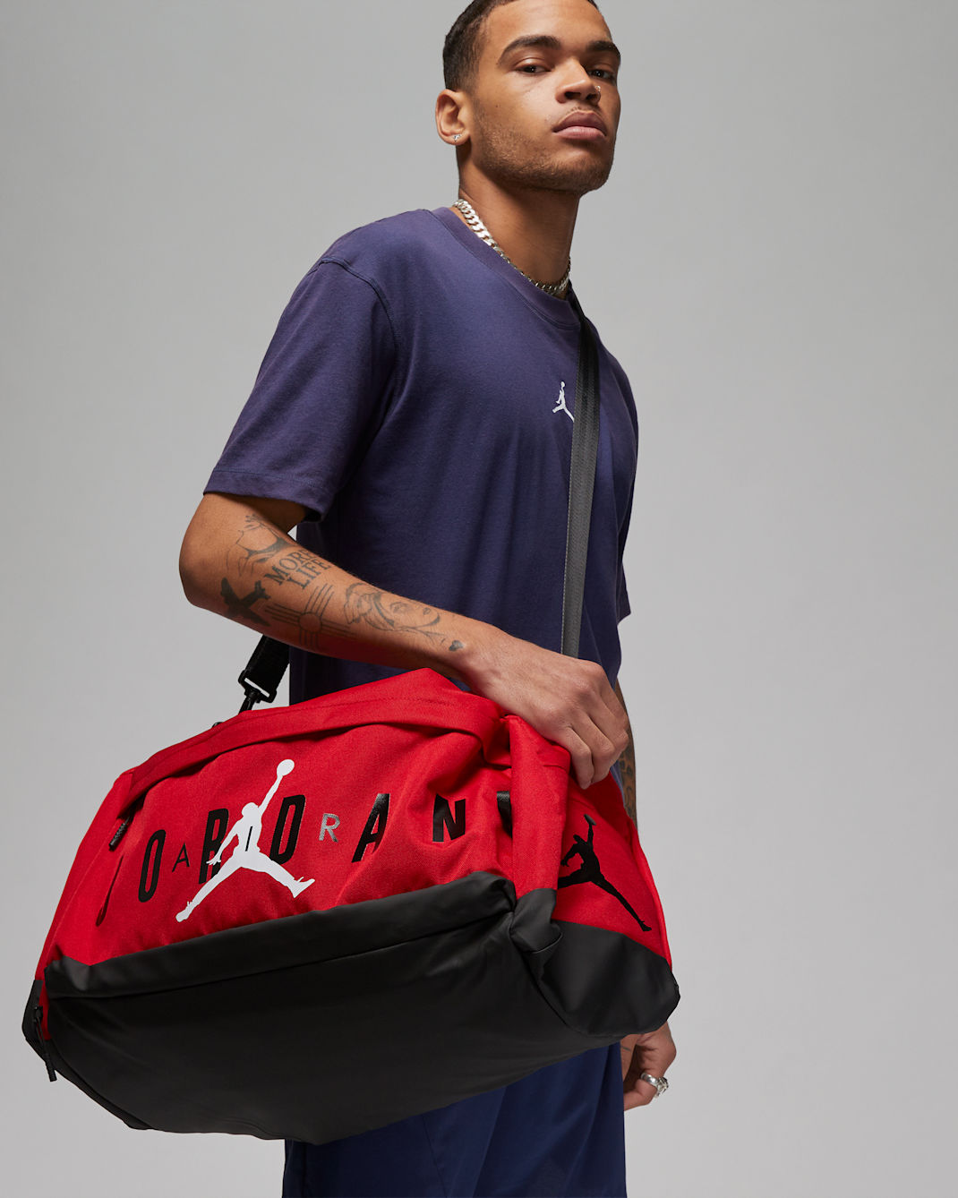 Maleta de entrenamiento (mediana, 55 L) Air Jordan Velocity - Rojo gimnasio