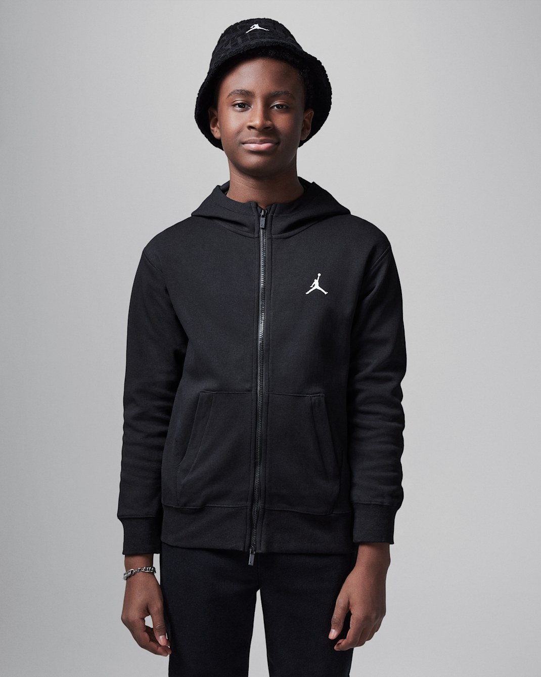 Jordan Dri-FIT Sport Sudadera con gorro Statement Hoop Fleece de cierre completo para niños talla grande - Negro