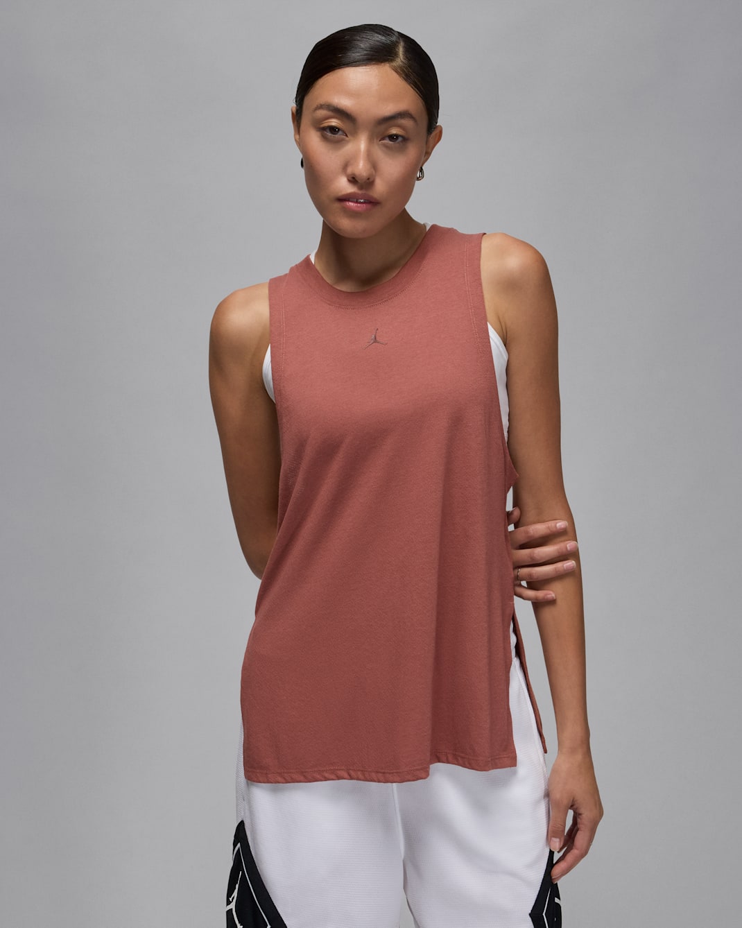 조던 스포츠 여성 다이아몬드 탱크 탑 - 레드 바크/코카오 와우