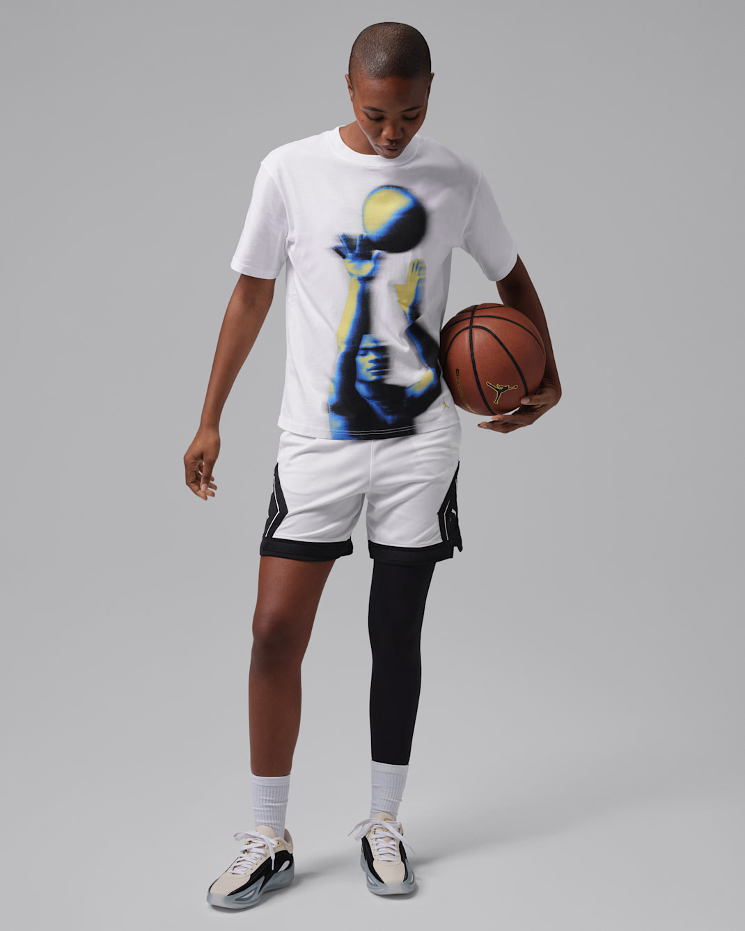 Jordan Sport Women's Dri-FIT Graphic T-Shirt