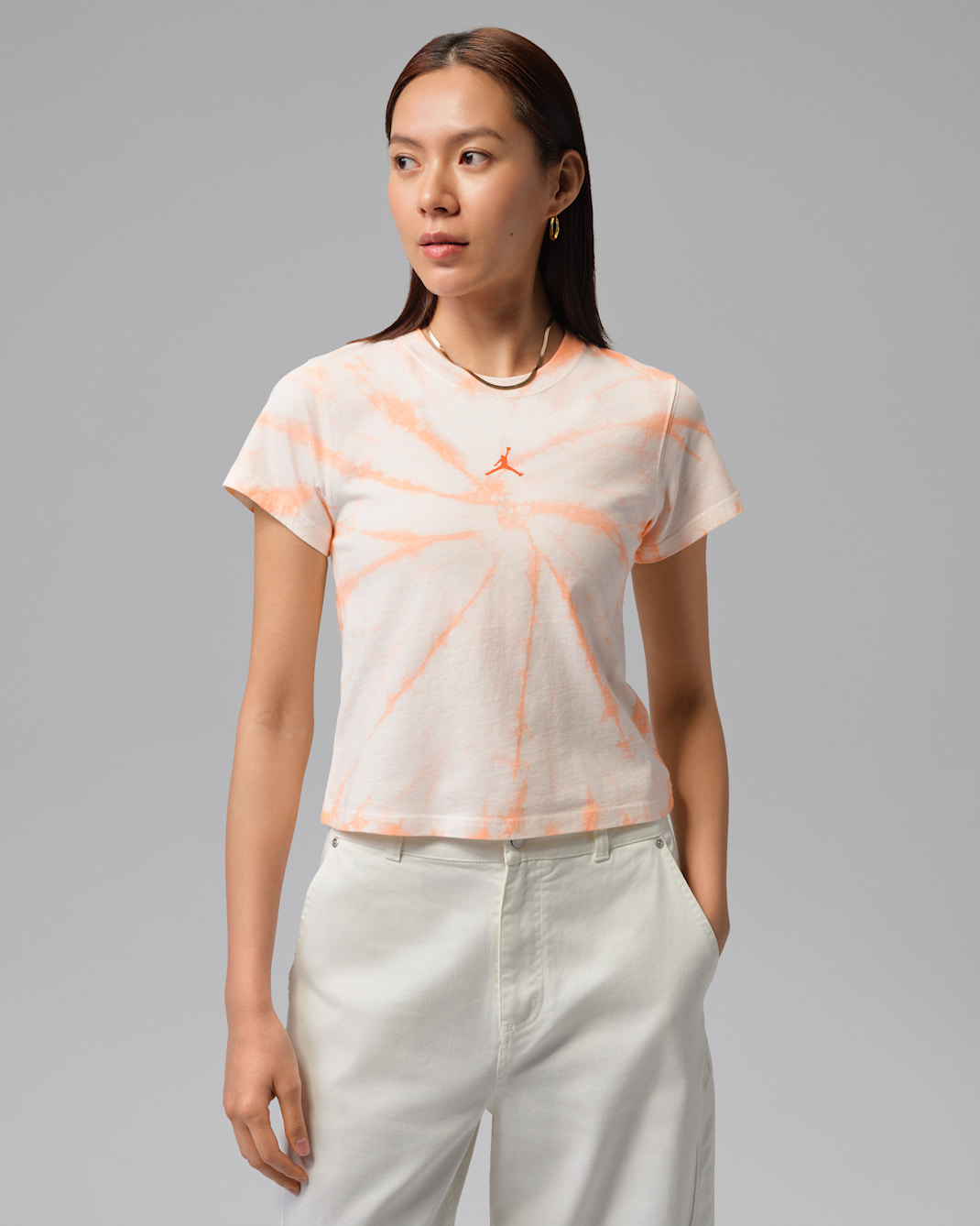 ジョーダン ブルックリン ウィメンズ グラフィック Tシャツ - セイル/コーン