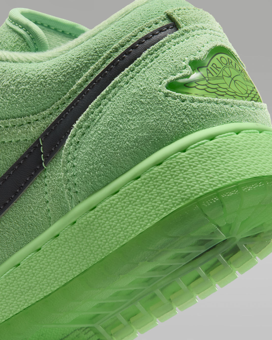 Air Jordan 1 Low SE Big Kids' Shoes