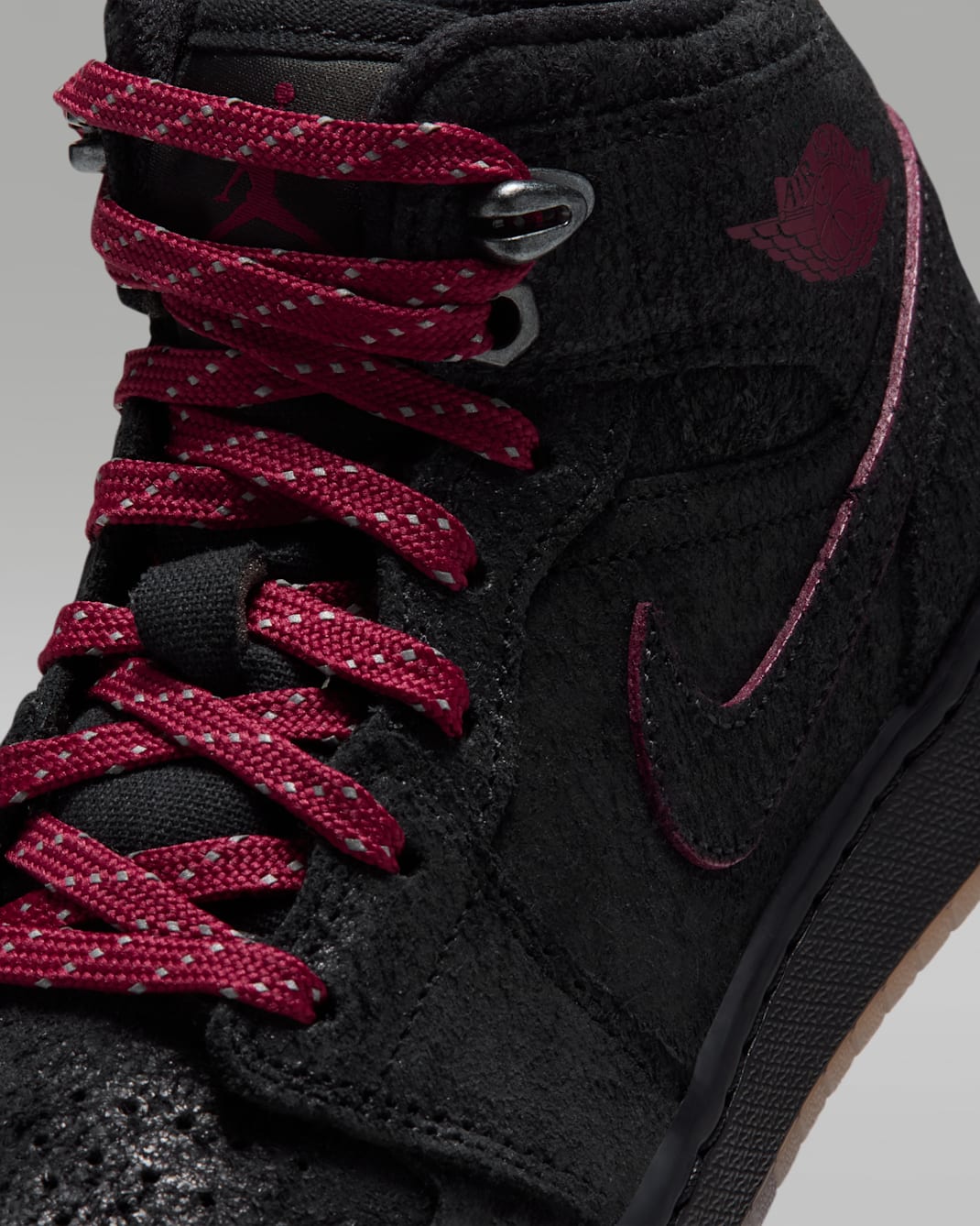 Air Jordan 1 Mid SE Big Kids' Shoes