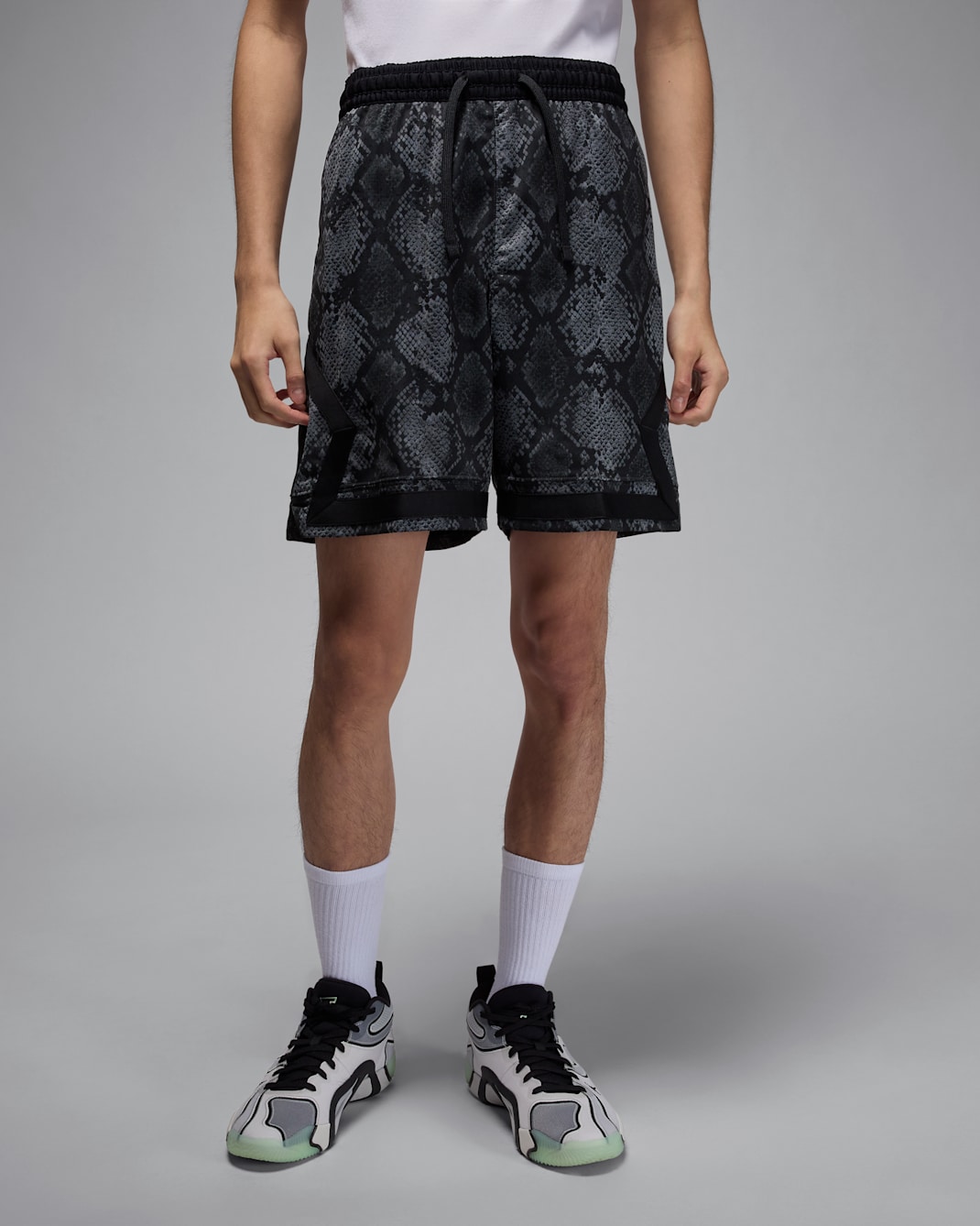 Jordan Sport Men's Dri-FIT Mesh Diamond Shorts - Black/Black