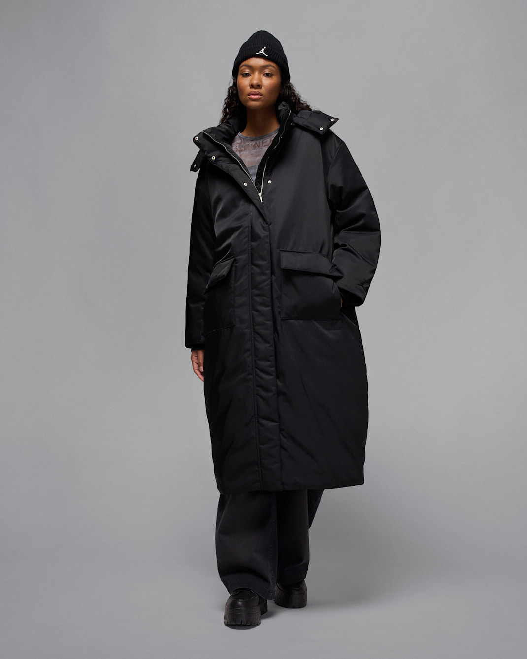Jordan Flight Women's Therma-FIT Oversized Down Parka - Black/Black