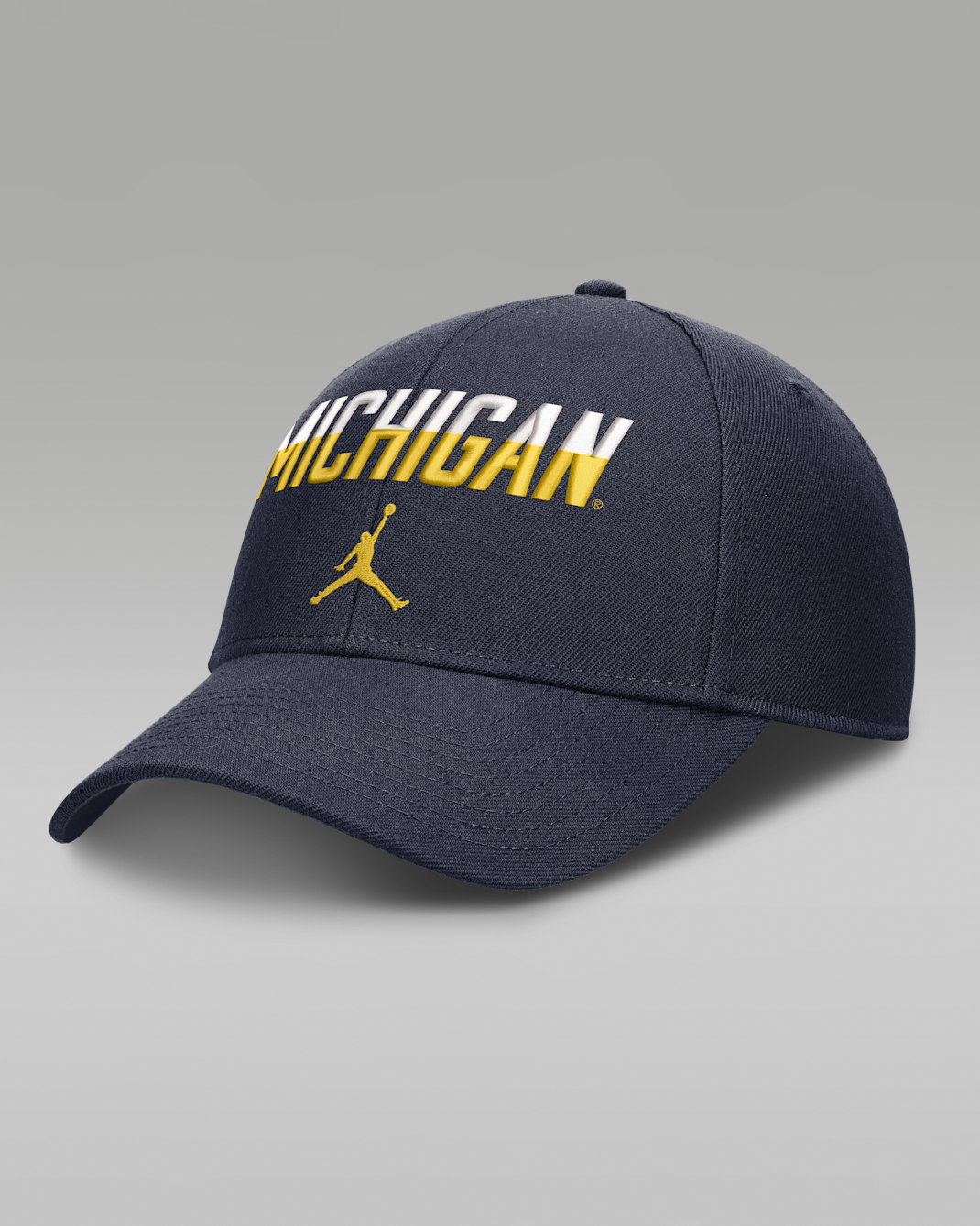 Michigan Sideline Rise Gameday Men's Jordan Brand Dri-FIT College Trucker Adjustable Hat - College Navy