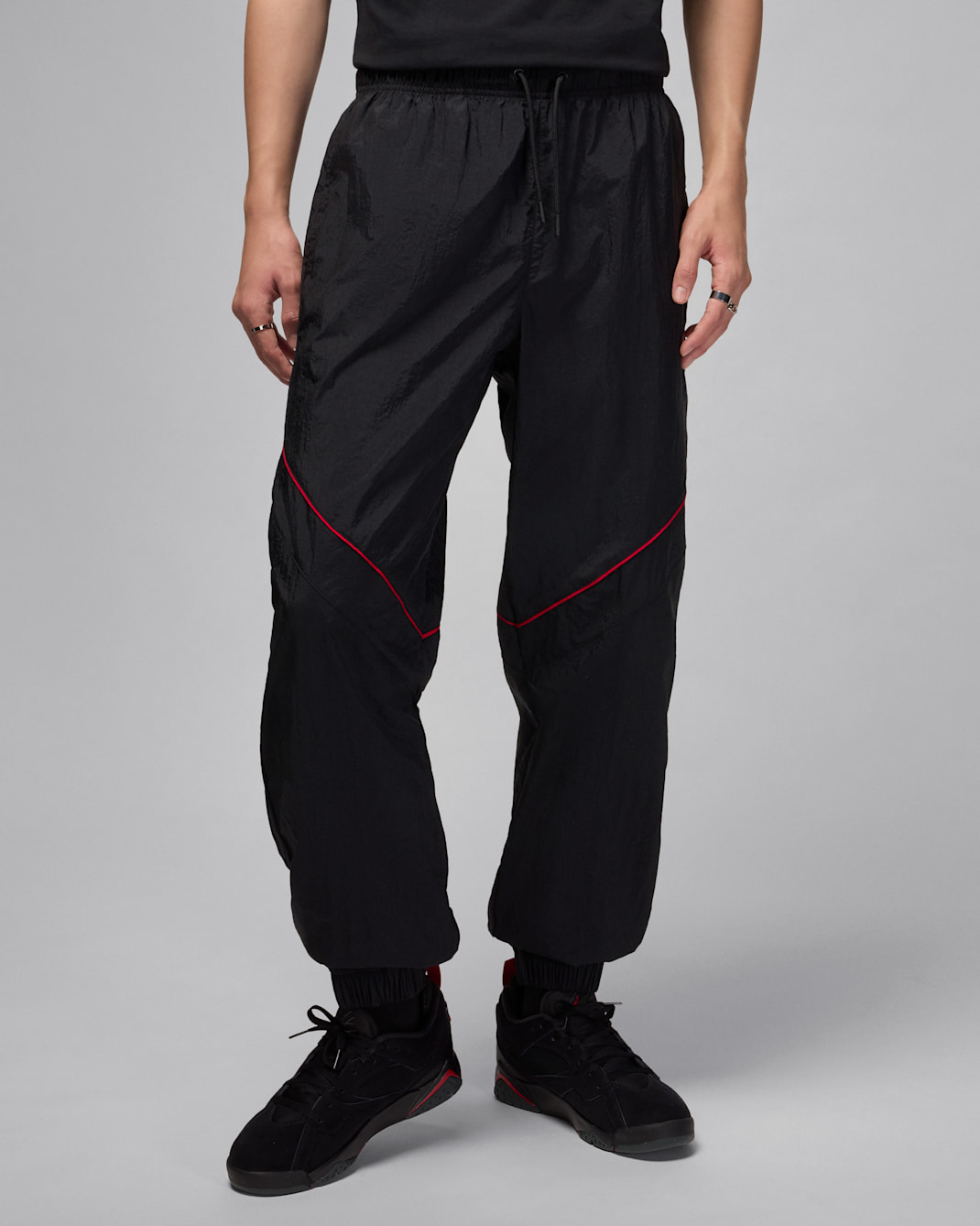 Jordan Brooklyn Men's Draft Trousers - Black/Black/Gym Red/Gym Red