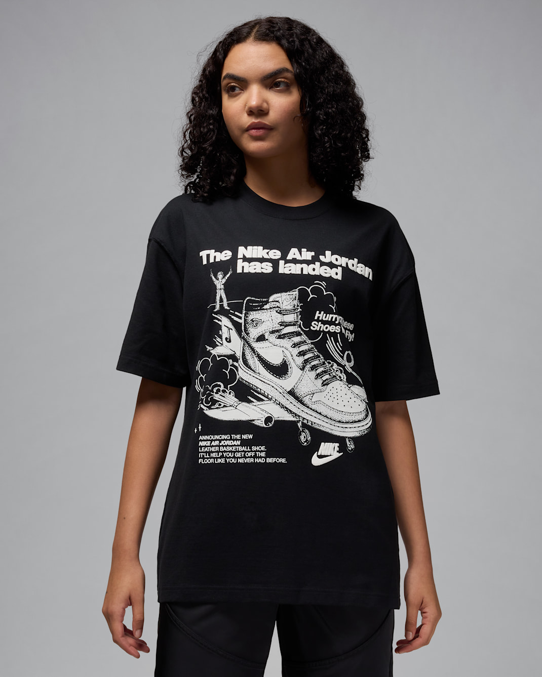 Jordan Women's Oversized Graphic T-Shirt - Black