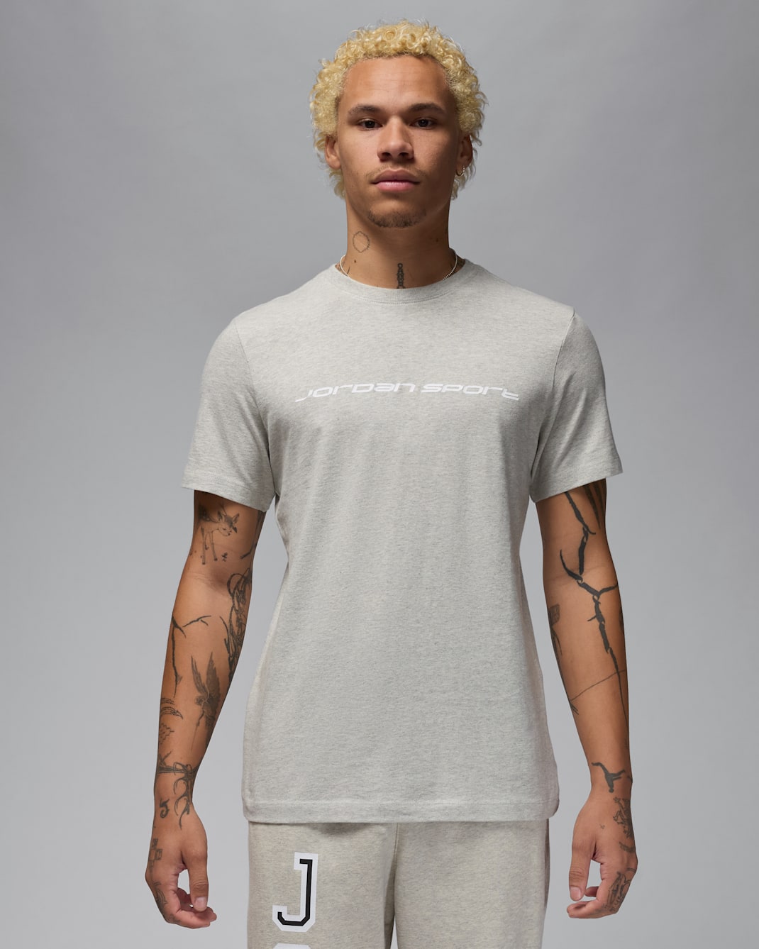 เสื้อยืด Dri-FIT ผู้ชาย Jordan Sport - Grey Heather/ขาว