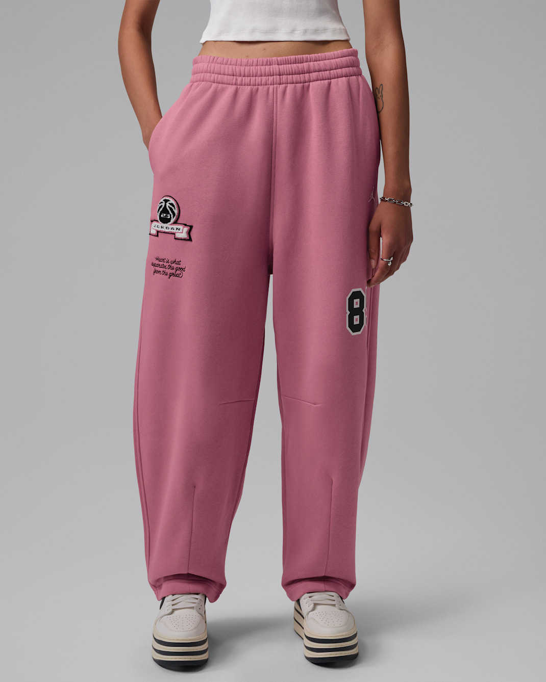 Pants para mujer Jordan Brooklyn Fleece - Baya del desierto/Vela