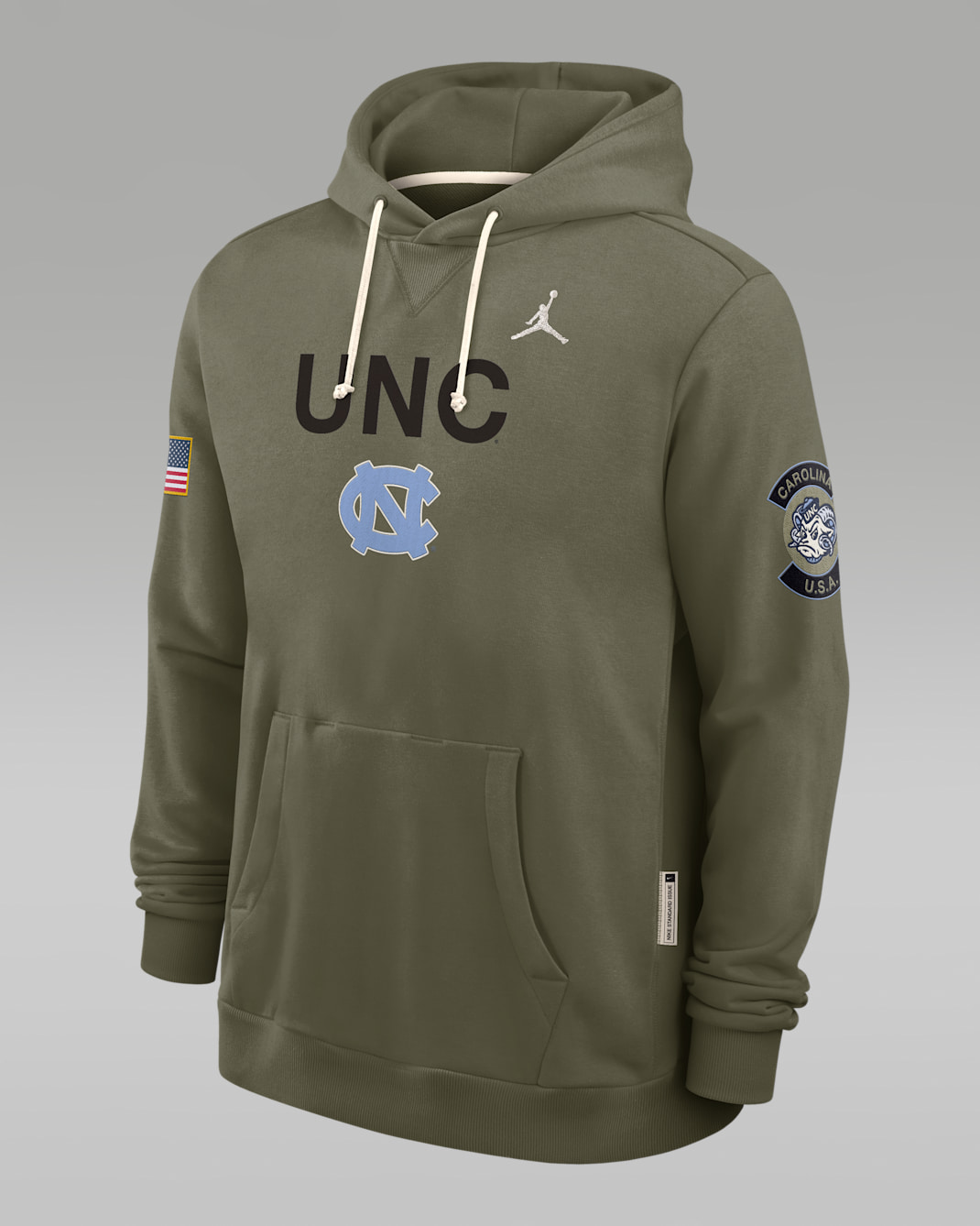 Sudadera con gorro sin cierre universitaria marca Jordan Dri-FIT para hombre North Carolina 2025 Military Appreciation - Oliva