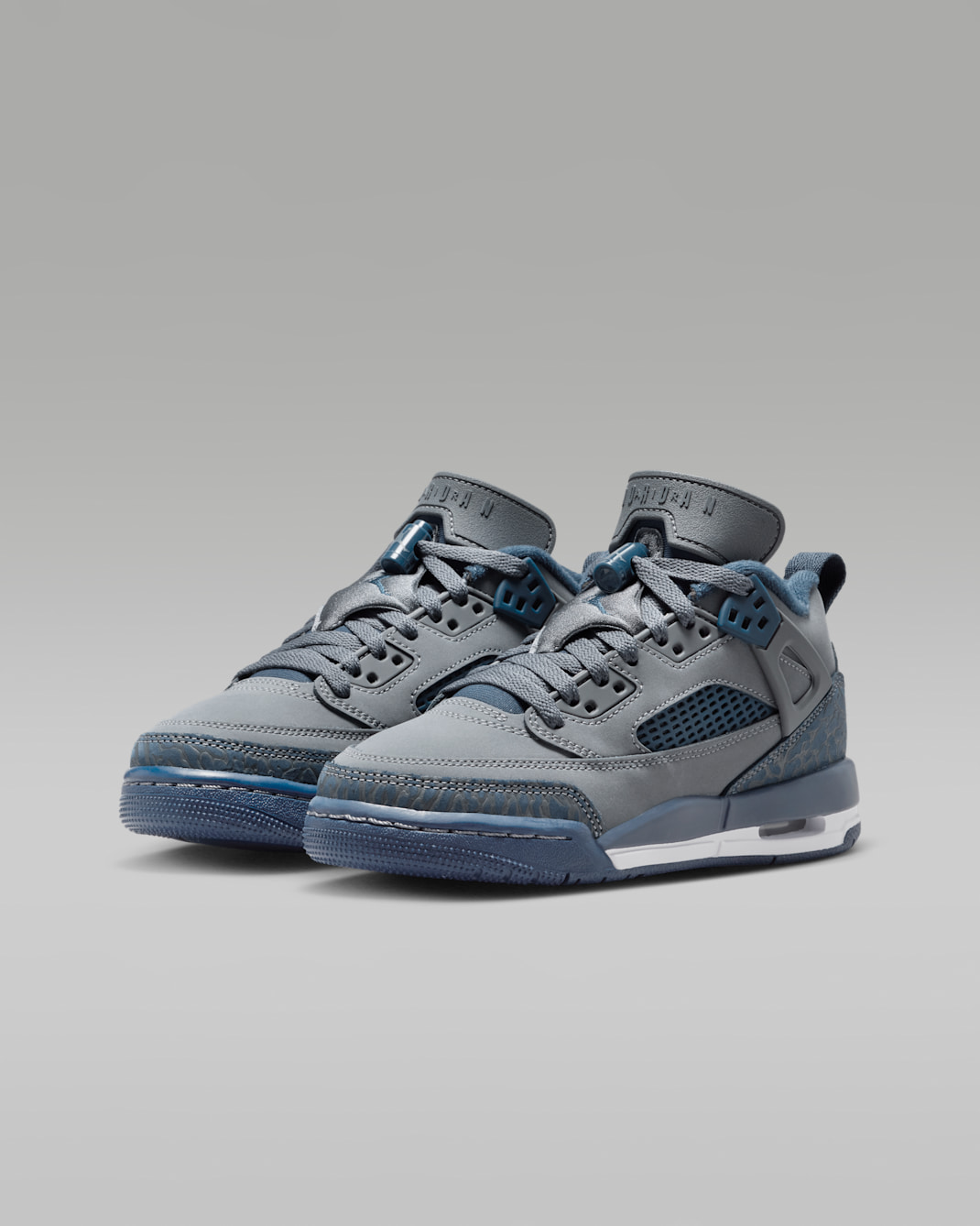 Jordan Spizike Low Big Kids' Shoes