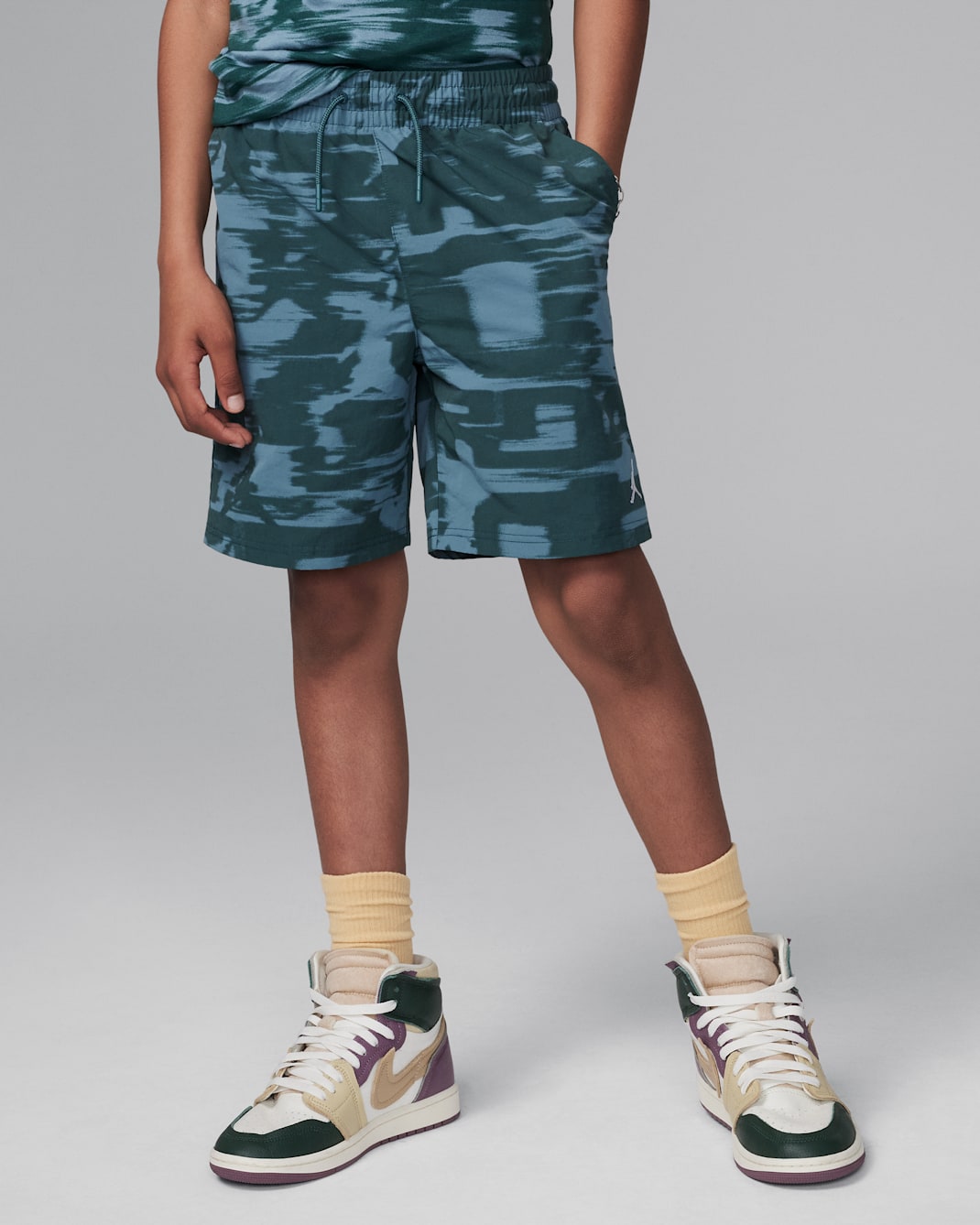 Jordan MJ Flight MVP Older Kids' Printed Woven Shorts - Oxidised Green