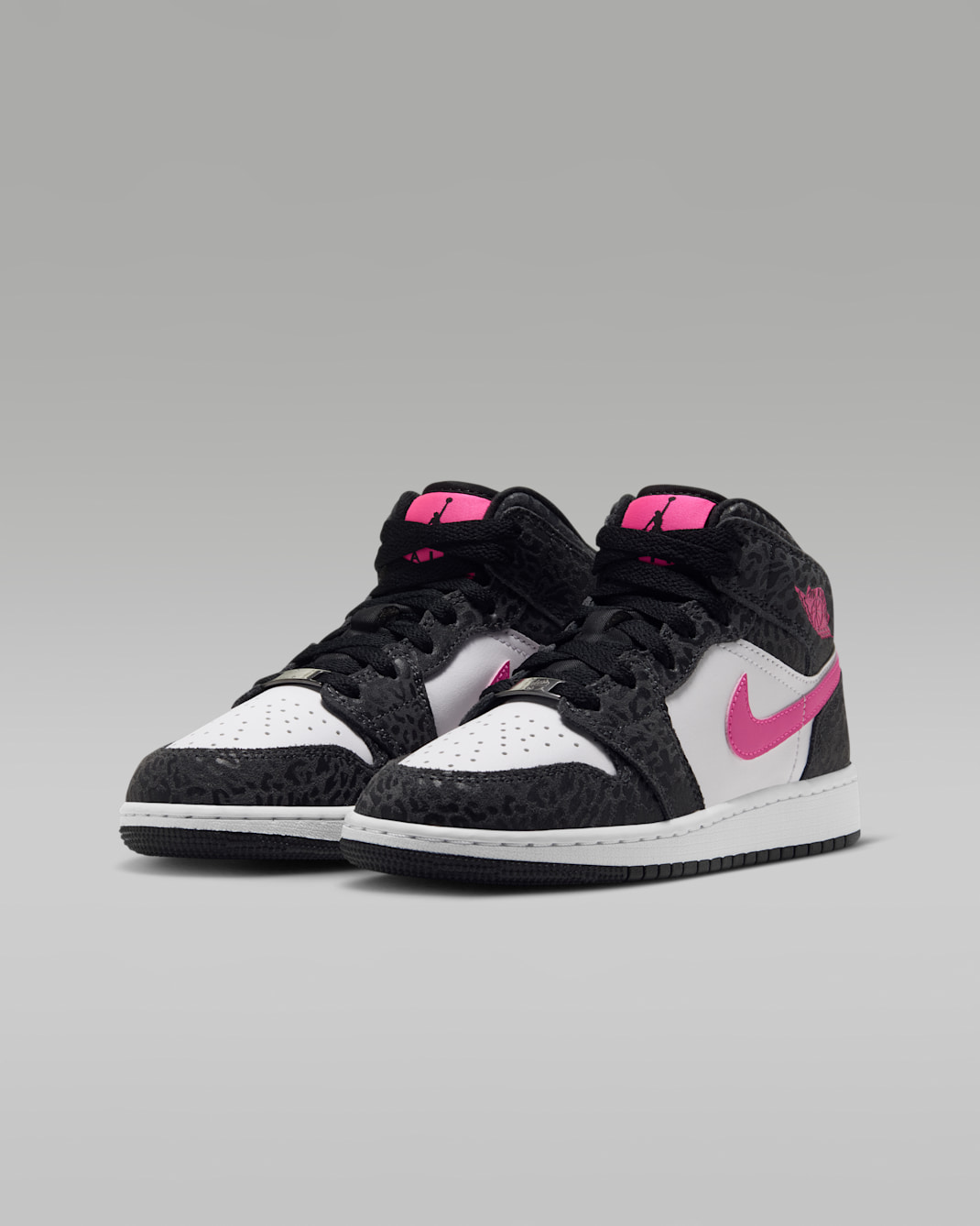 Air Jordan 1 Mid SE Big Kids' Shoes