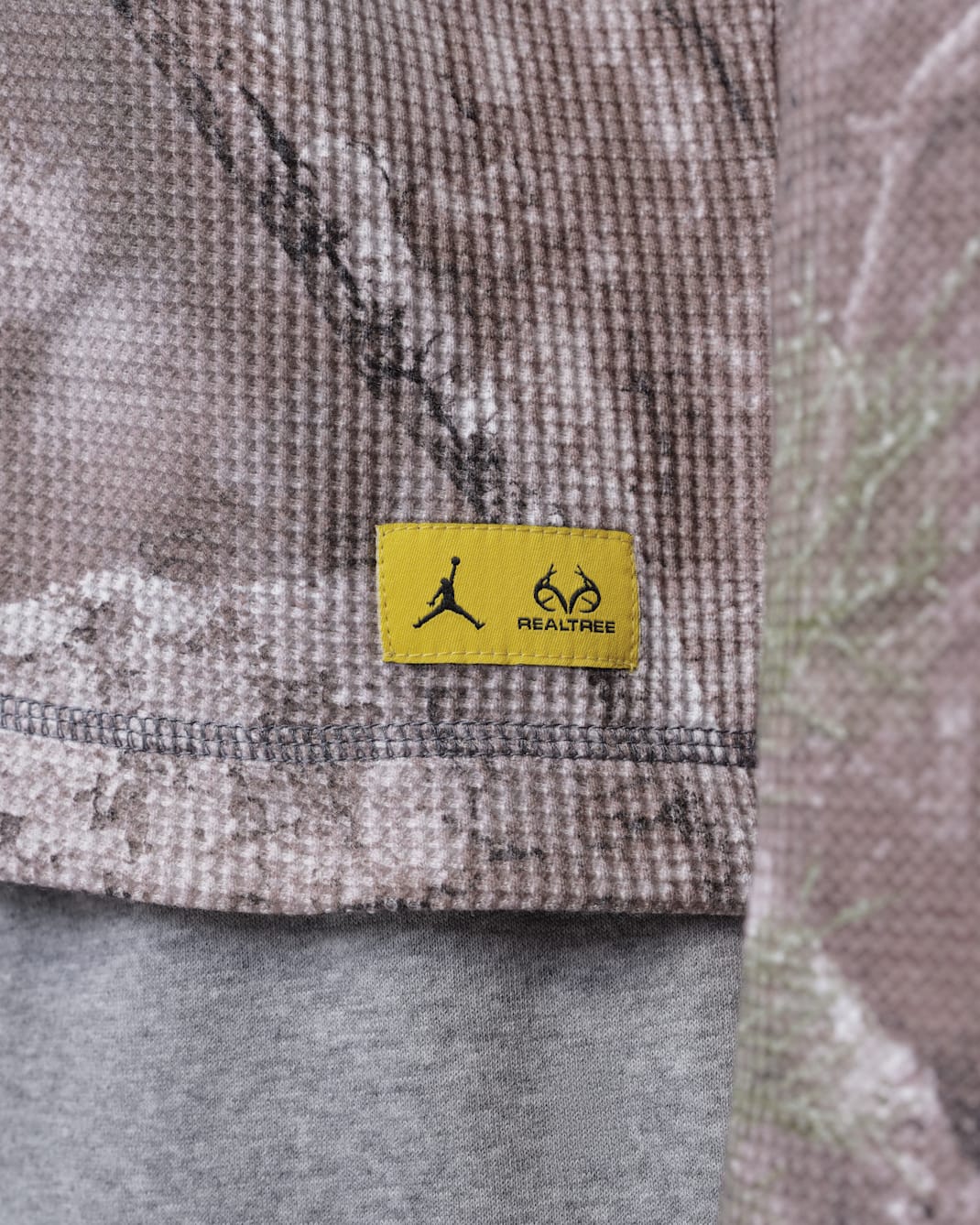 Jordan Flight Women's Long-Sleeve Waffle Realtree Top