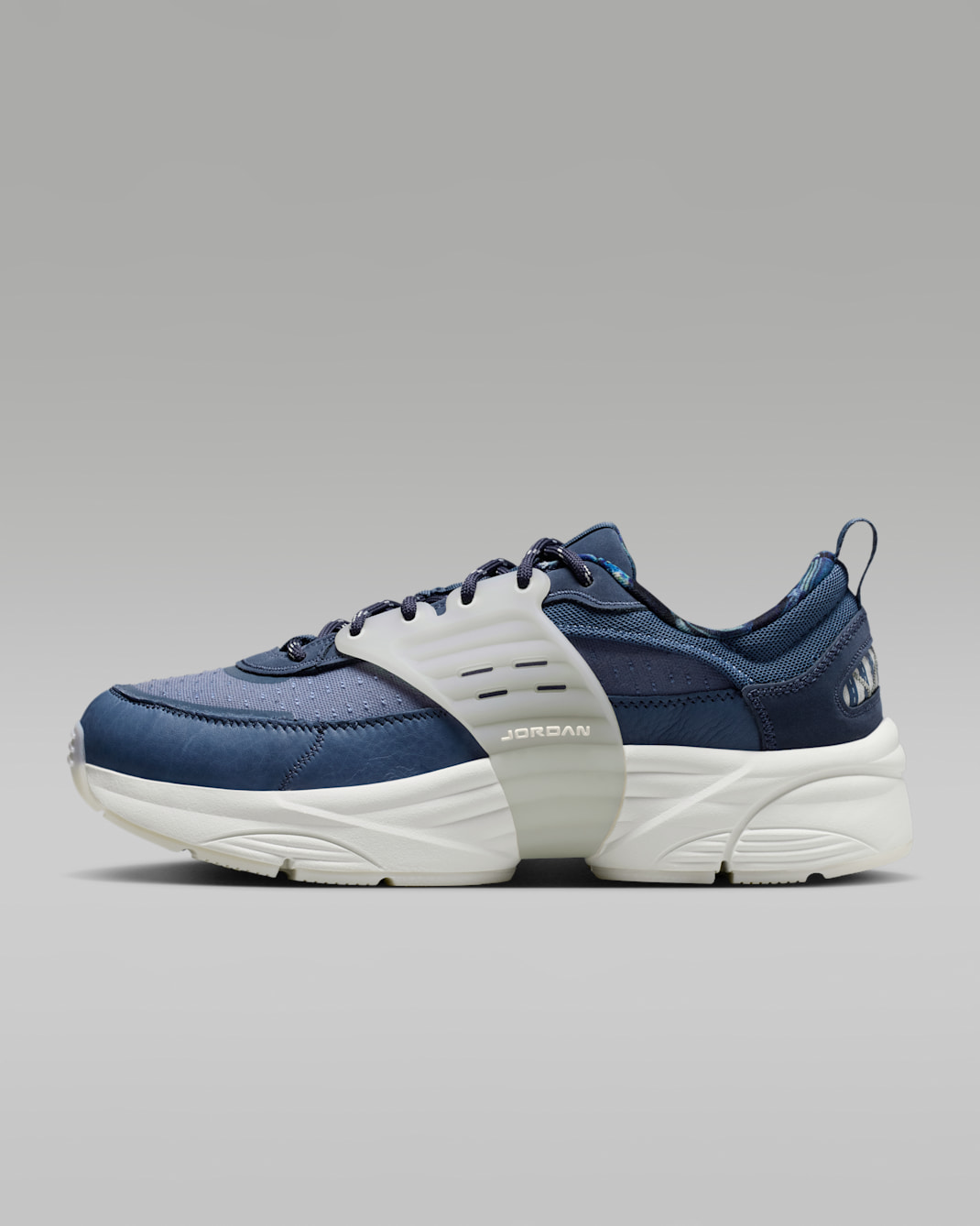 Jordan Trunner O/S Men's Shoes - Diffused Blue/Sail/White/Pale Ivory