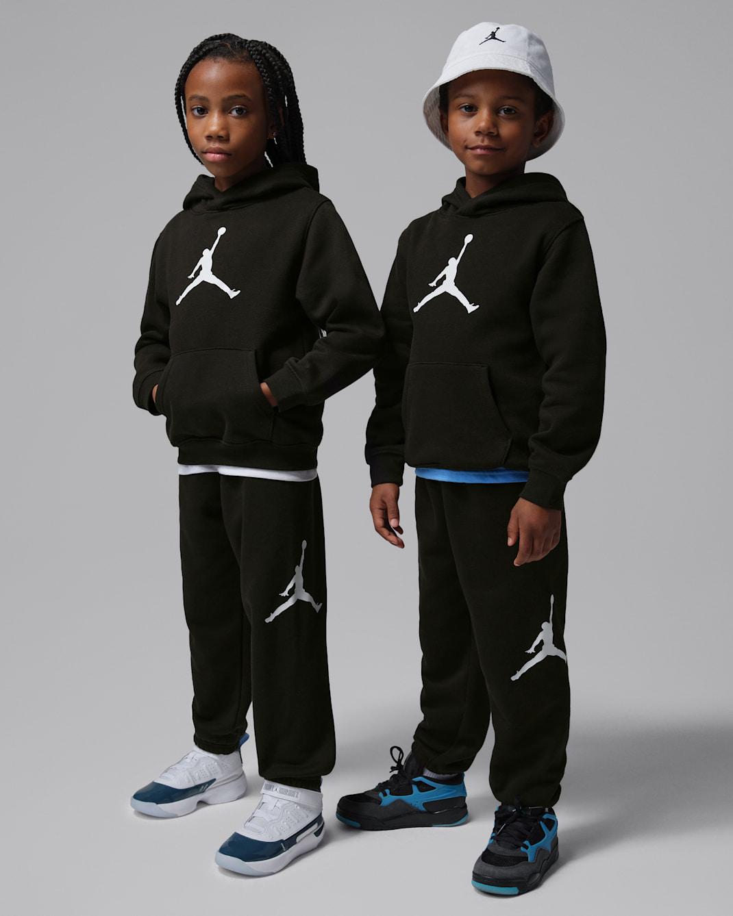 Jordan Jumbo Jumpman kapucnis polárpulóverekből álló kétrészes szett kisgyerekeknek - Fekete