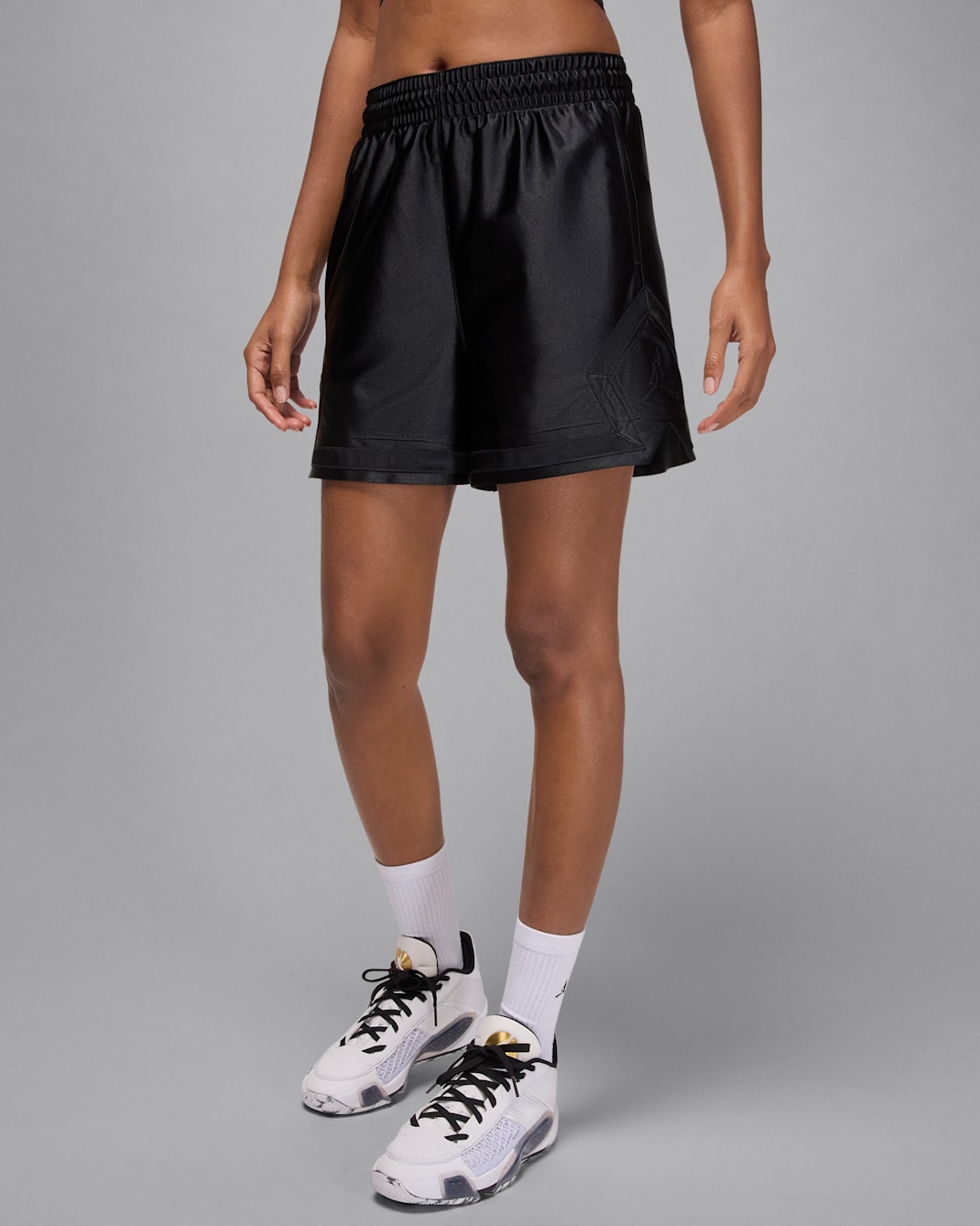 Jordan Sport Women's Dri-FIT 4" Diamond Shorts - Black/Black