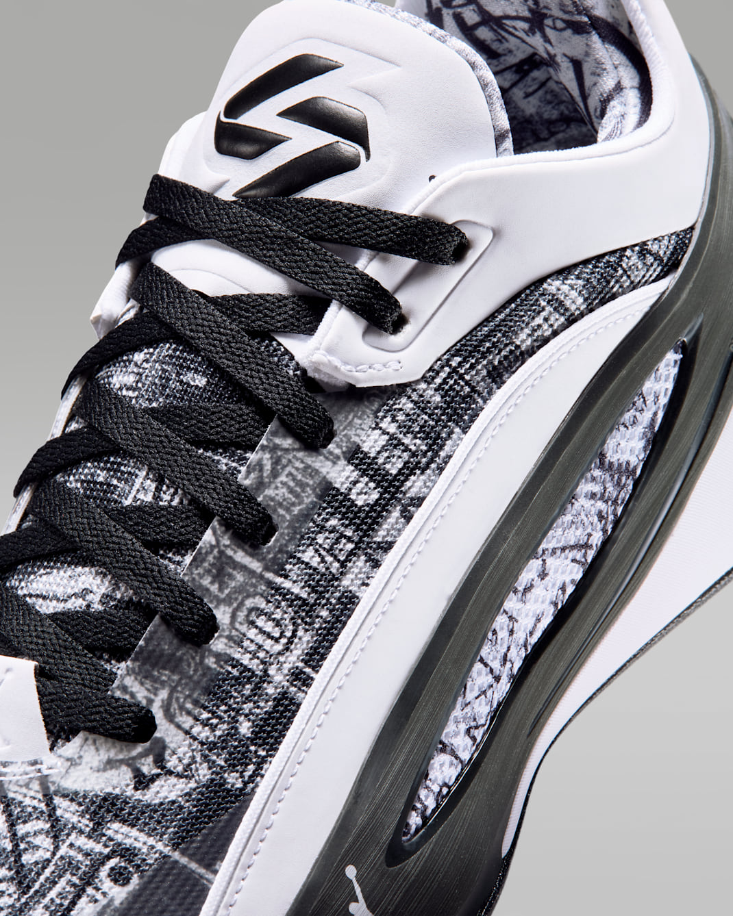 Luka 5 "Graffiti" Basketball Shoes