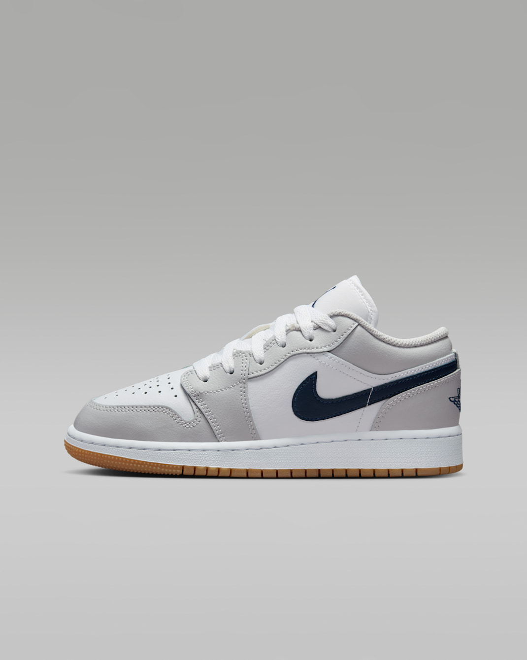Air Jordan 1 Low Older Kids' Shoes - White/Neutral Grey/Gum Medium Brown/Midnight Navy
