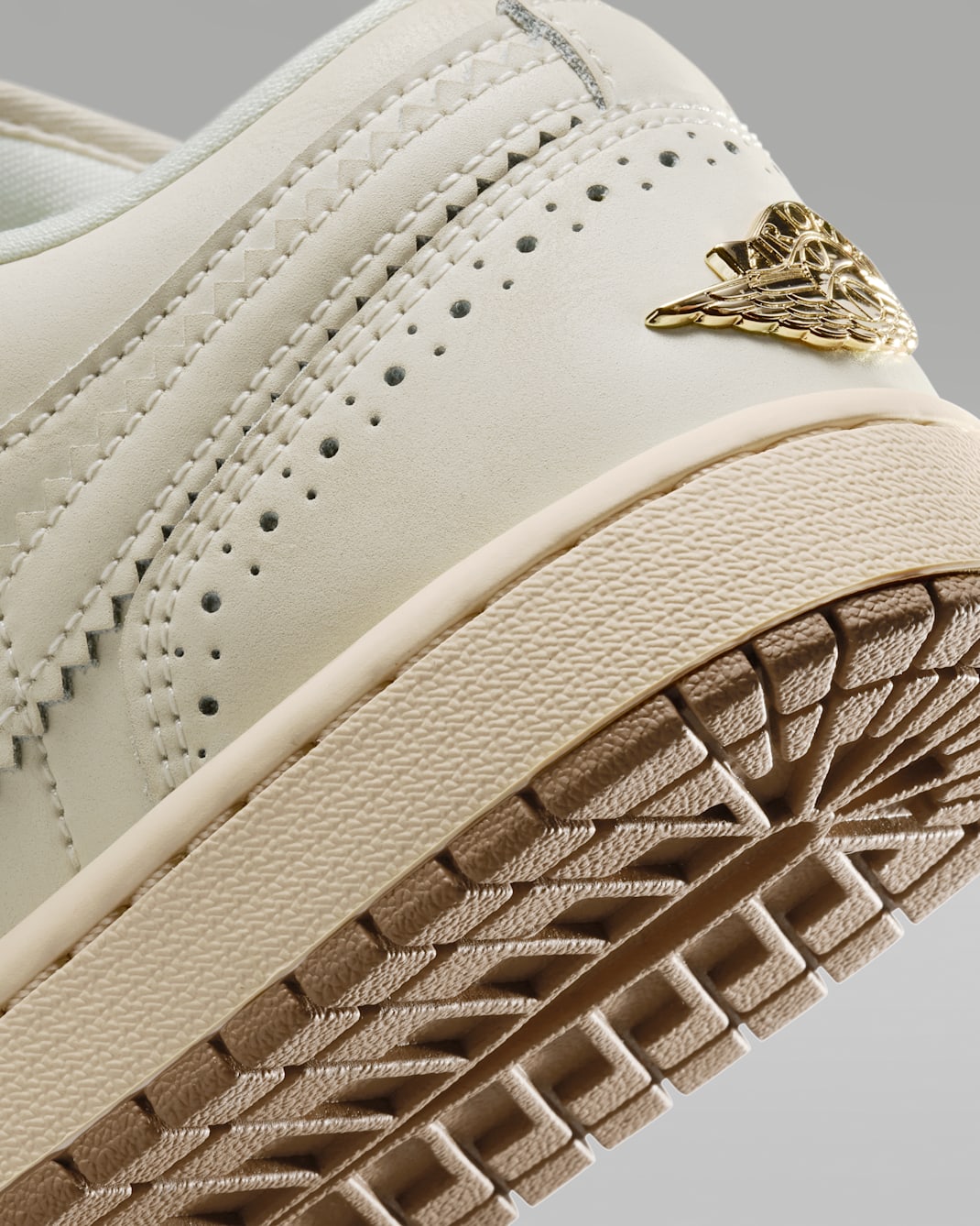 Air Jordan 1 Low SE Women's Shoes