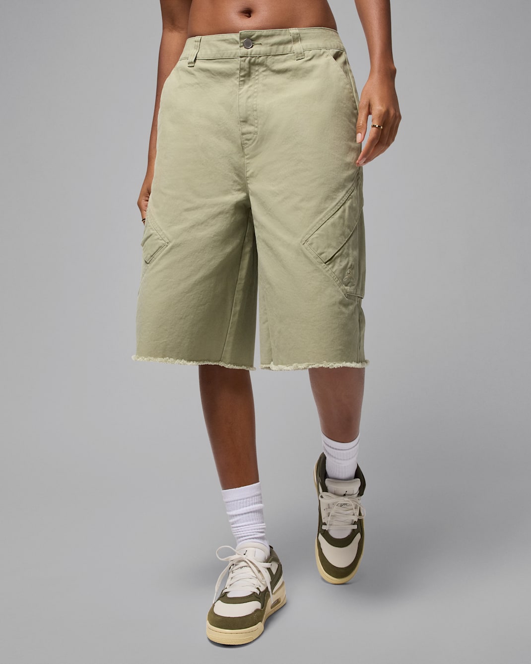 Jordan Flight Chicago Women's Big Shorts - Medium Khaki