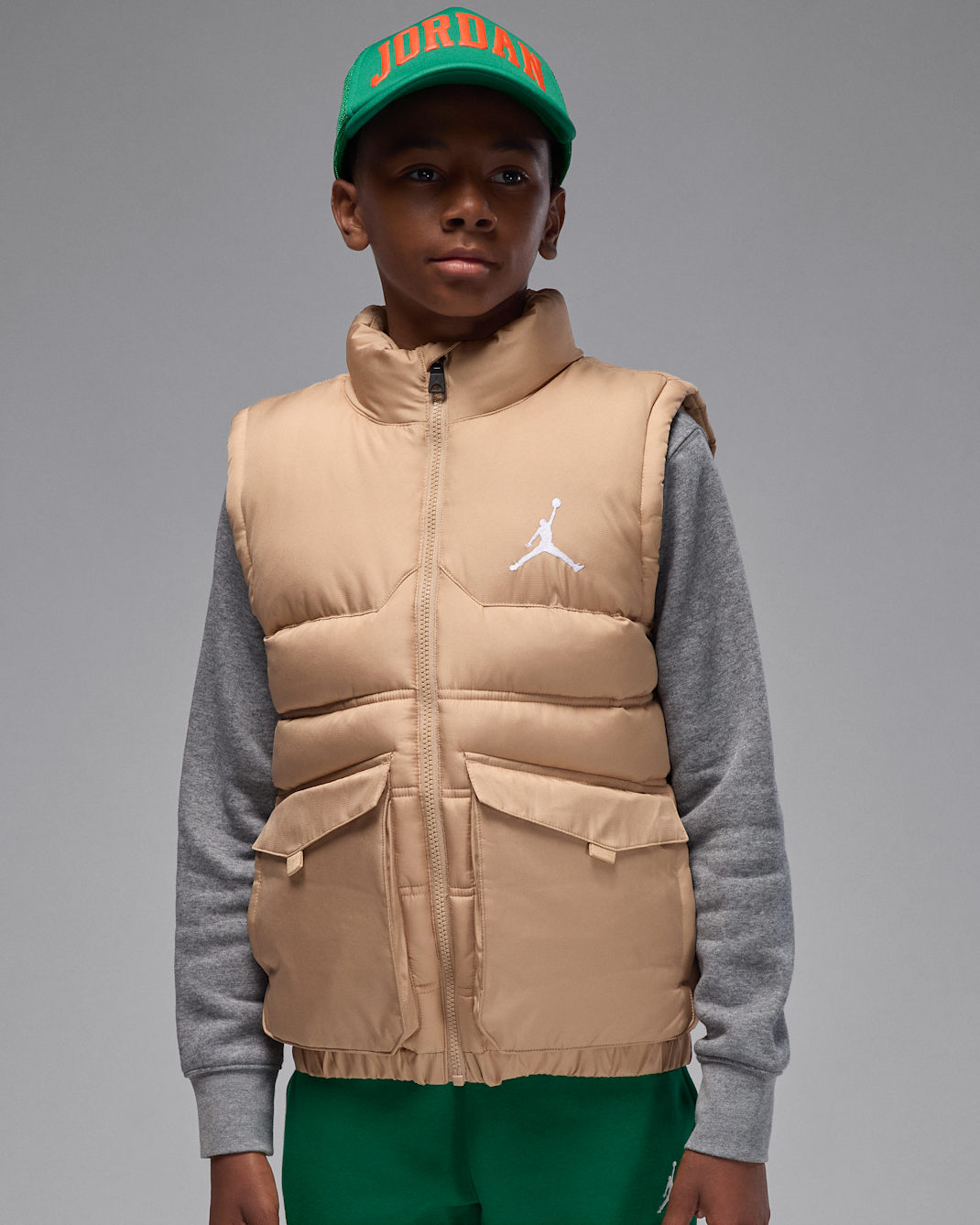 Jordan Older Kids' Filled Puffer Gilet - Hemp/White