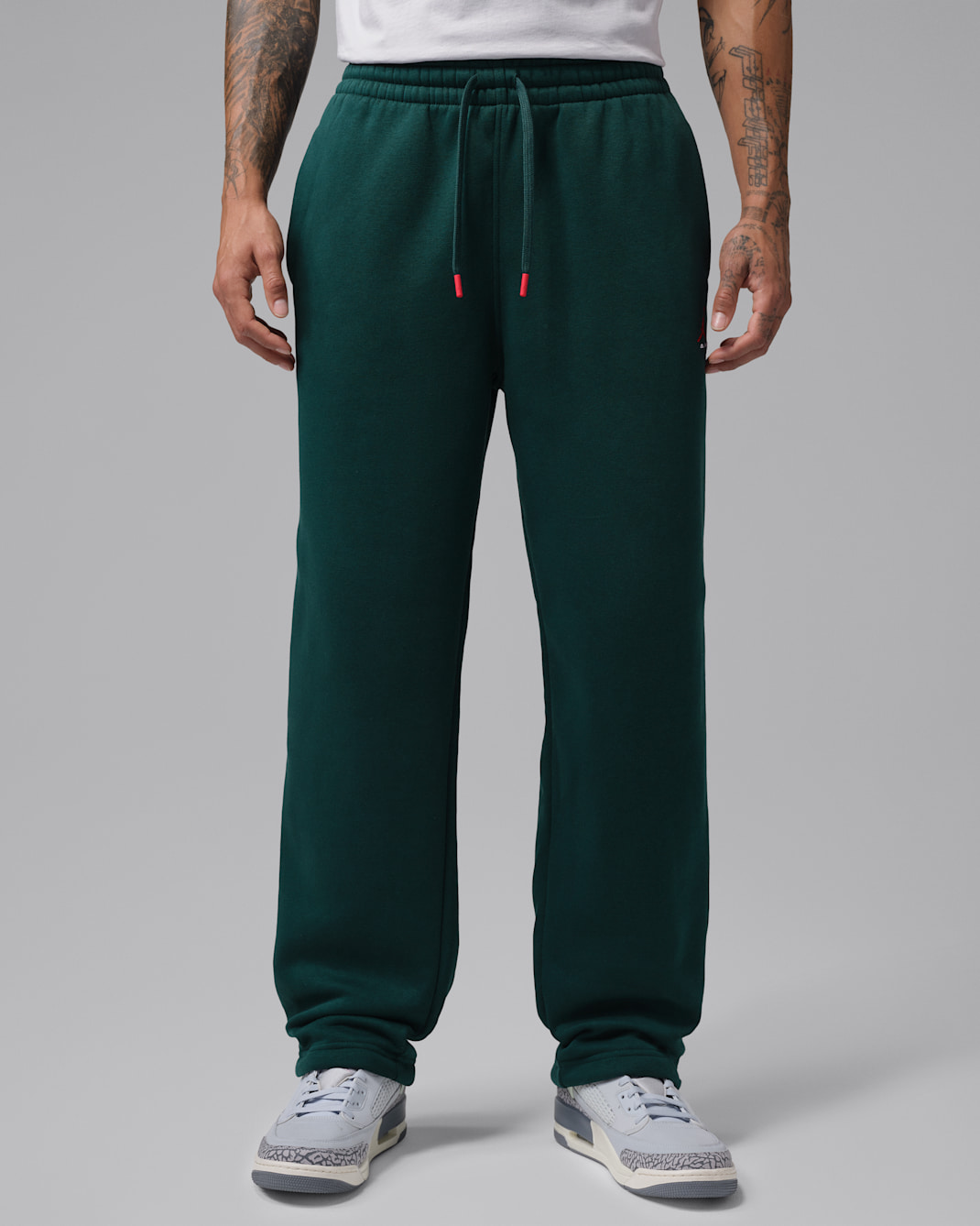 Jordan Brooklyn Men's Statement Fleece Open-Hem Pants - Midnight Spruce/University Red