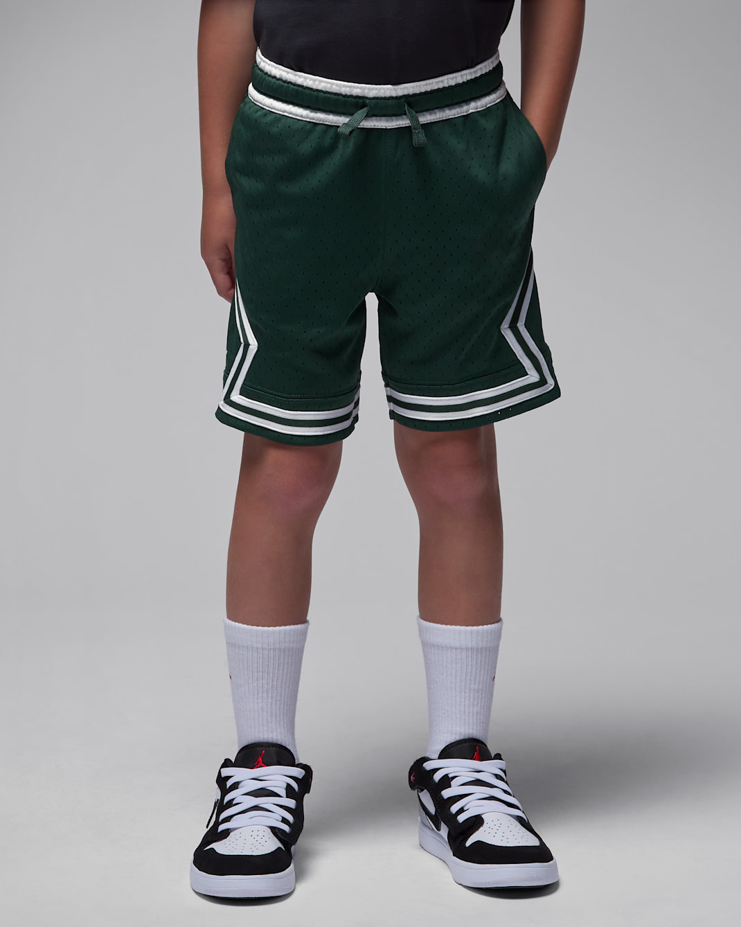 ジョーダン Dri-FIT スポーツ リトルキッズ ダイアモンド ショートパンツ - ミッドナイトグリーン