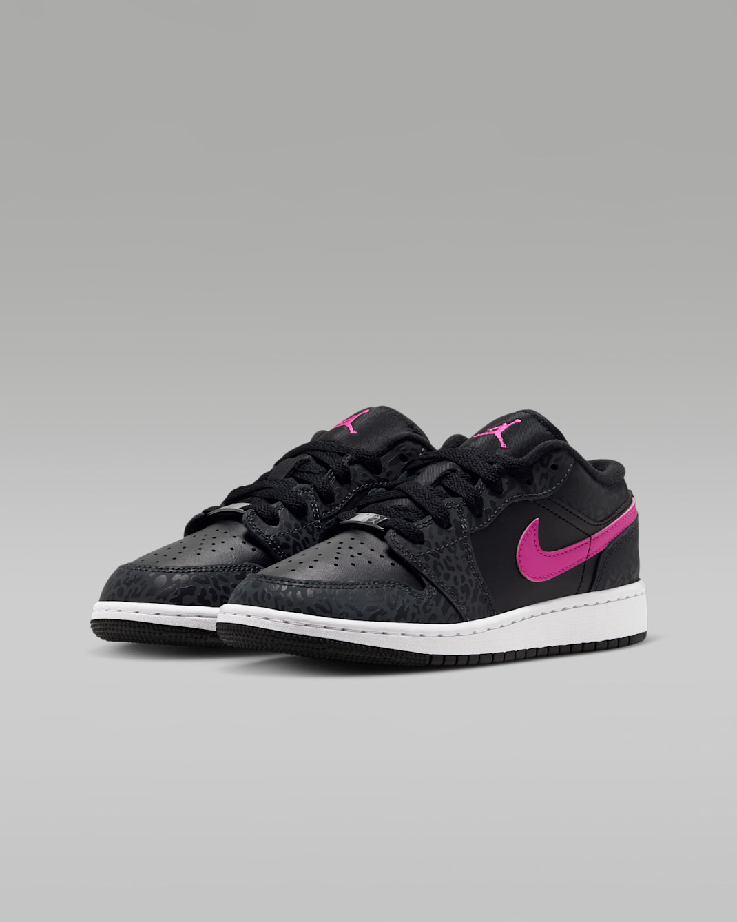 Air Jordan 1 Low SE Big Kids' Shoes