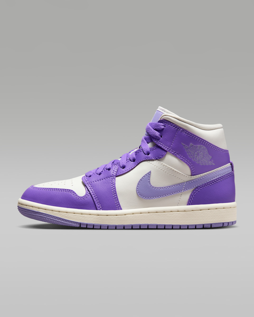 รองเท้าผู้หญิง Air Jordan 1 Mid - Action Grape/Sail/Sky J Light Purple