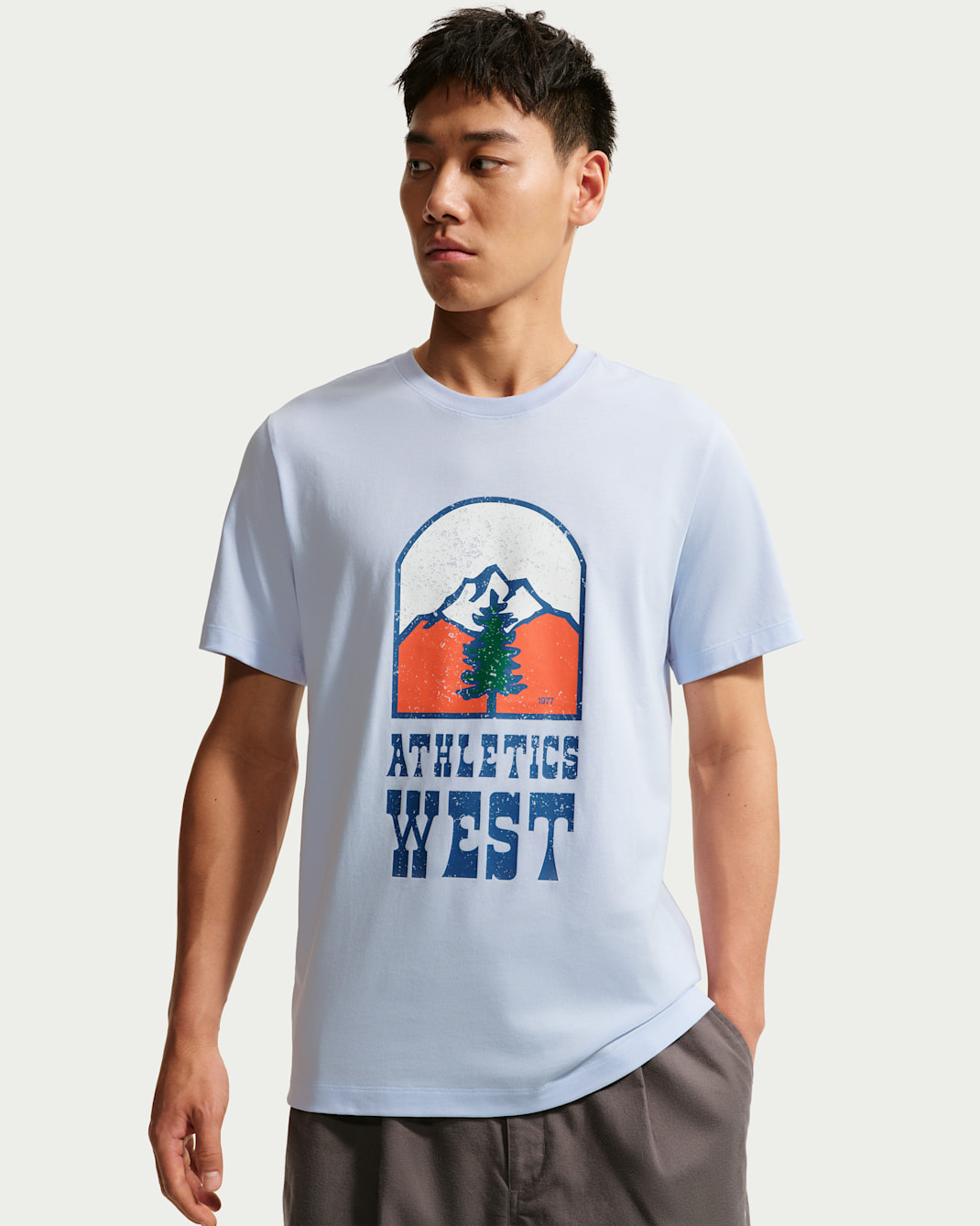 Nike Sportswear Men's T-Shirt - Hydrogen Blue