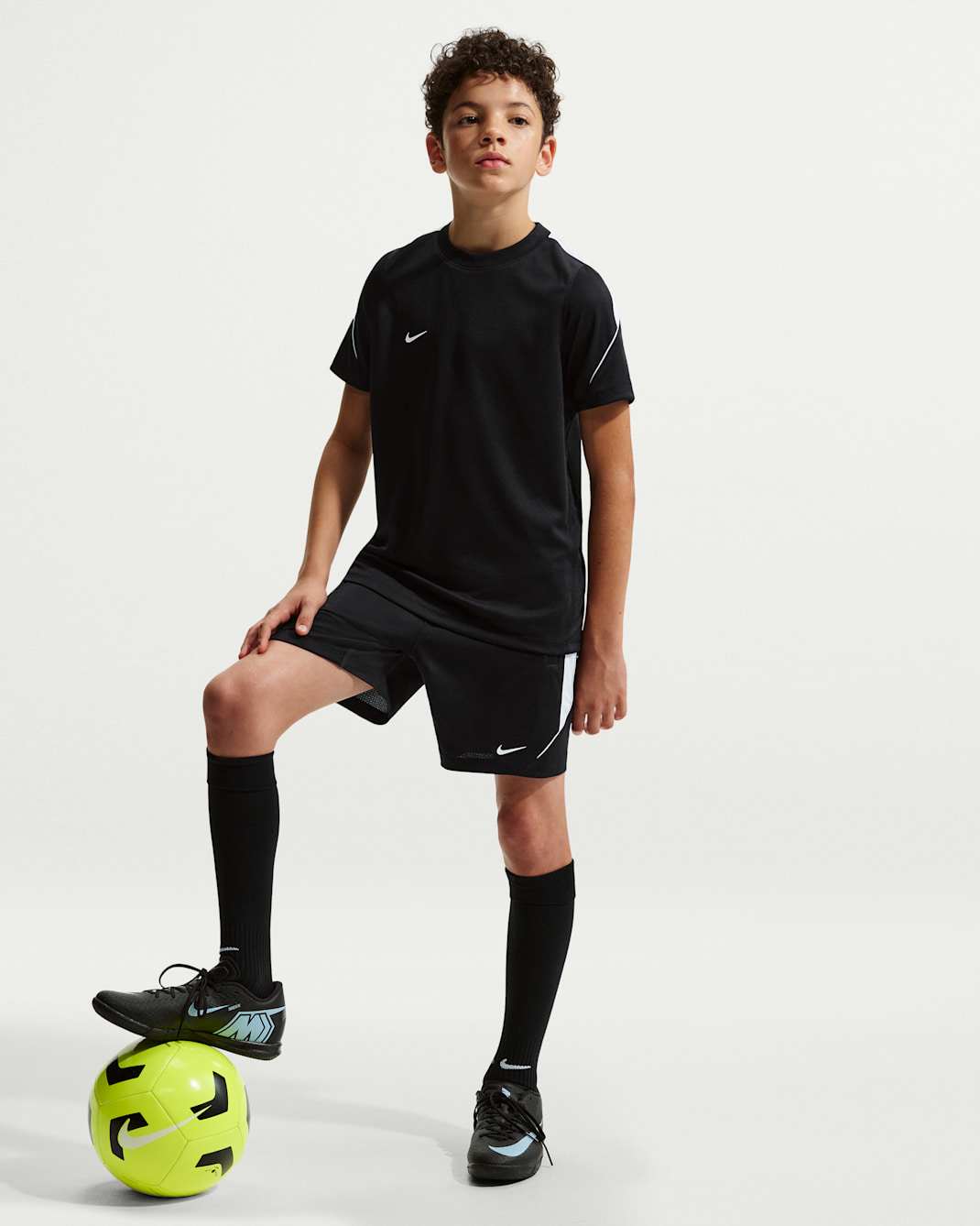 Nike Strike Big Kids' Dri-FIT Soccer Short-Sleeve Top