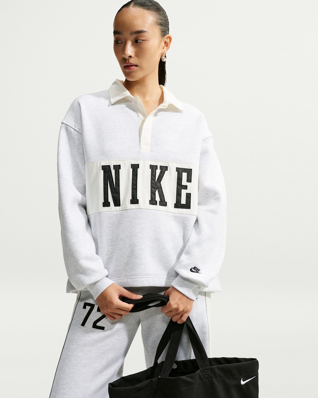 เสื้อรักบี้ทรงโอเวอร์ไซส์ผู้หญิง Nike Studio Fleece น้ำหนักปานกลาง - Birch Heather/Sail/ดำ