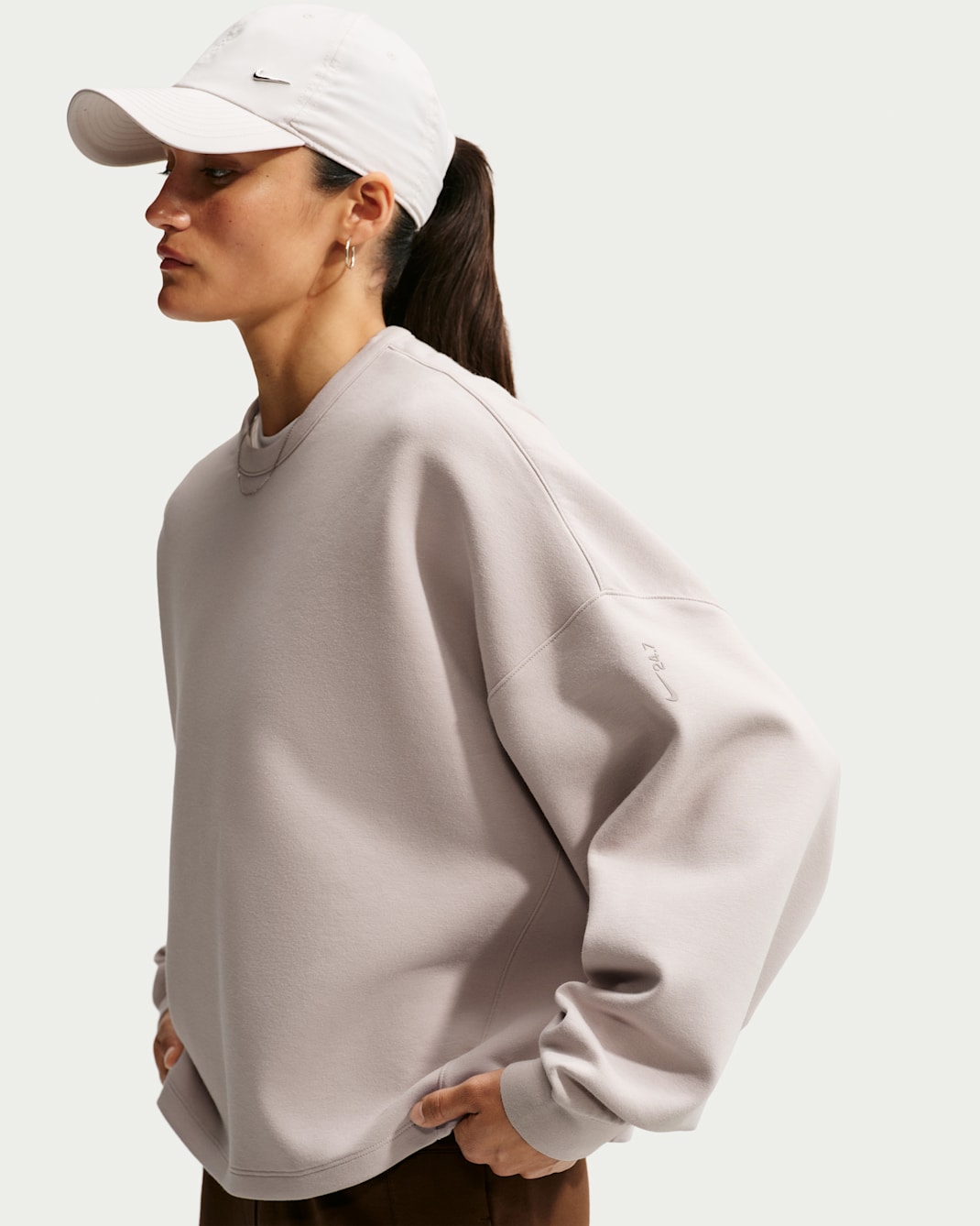 Nike 24.7 ImpossiblySoft Women's Dri-FIT Oversized Crew-Neck Top - Cream II/Cream II/College Grey