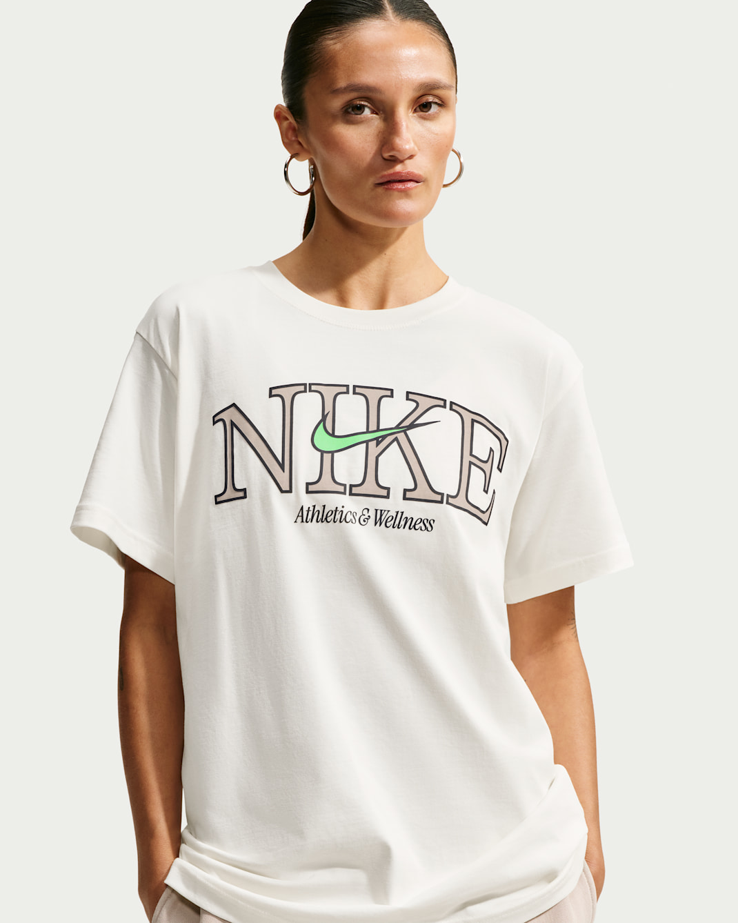 Nike Sportswear Classic Women's Oversized T-Shirt - Sail/Black