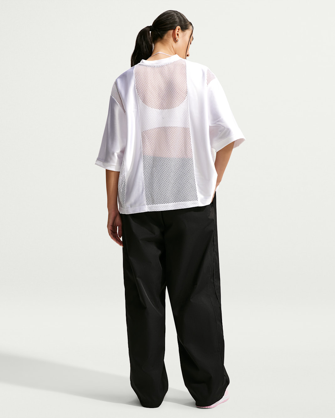 Nike Sportswear  Women's Oversized Short-Sleeve Graphic Jersey
