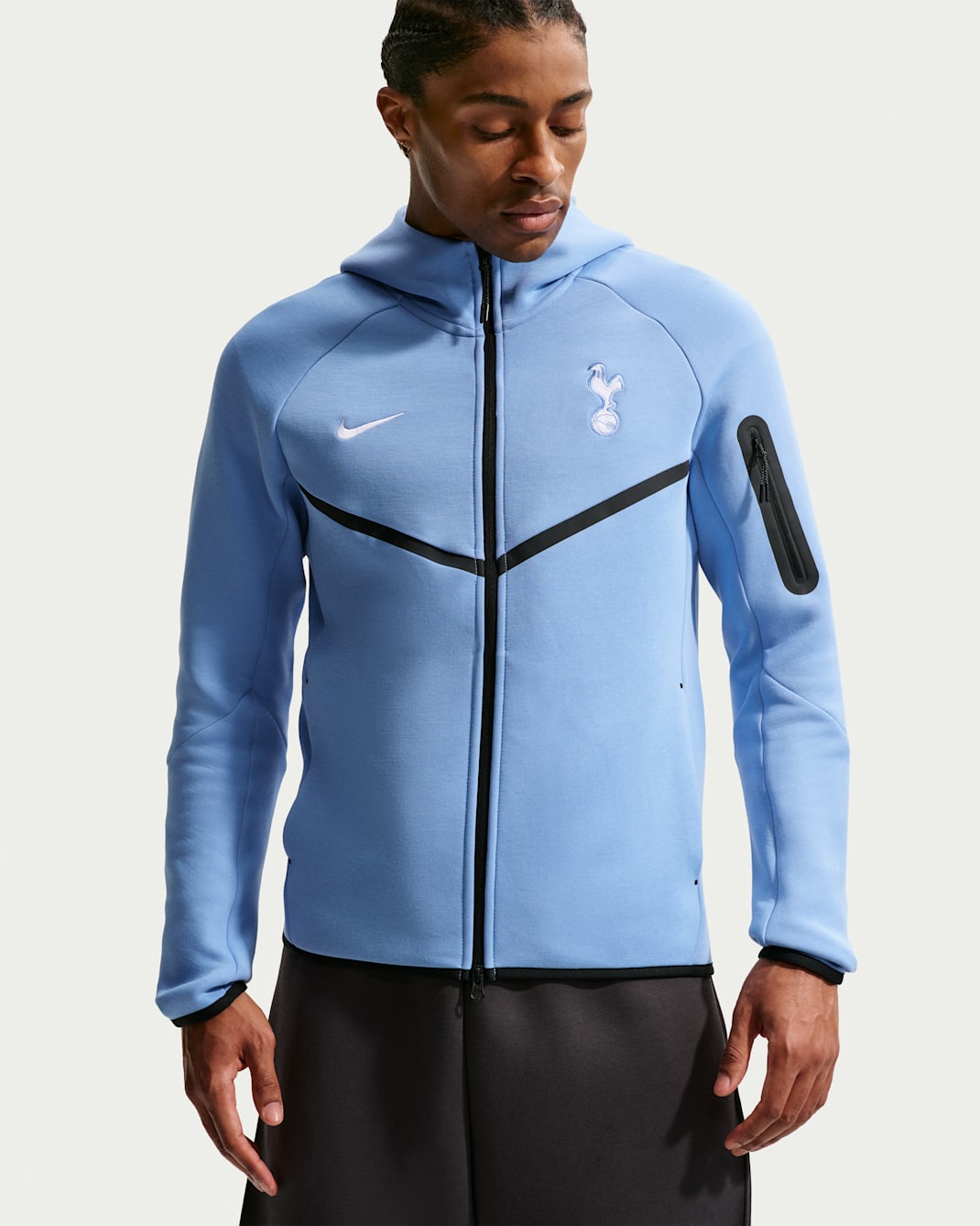 Tottenham Hotspur Tech Fleece Windrunner Men's Nike Football Full-Zip Hoodie - Light Blue/White