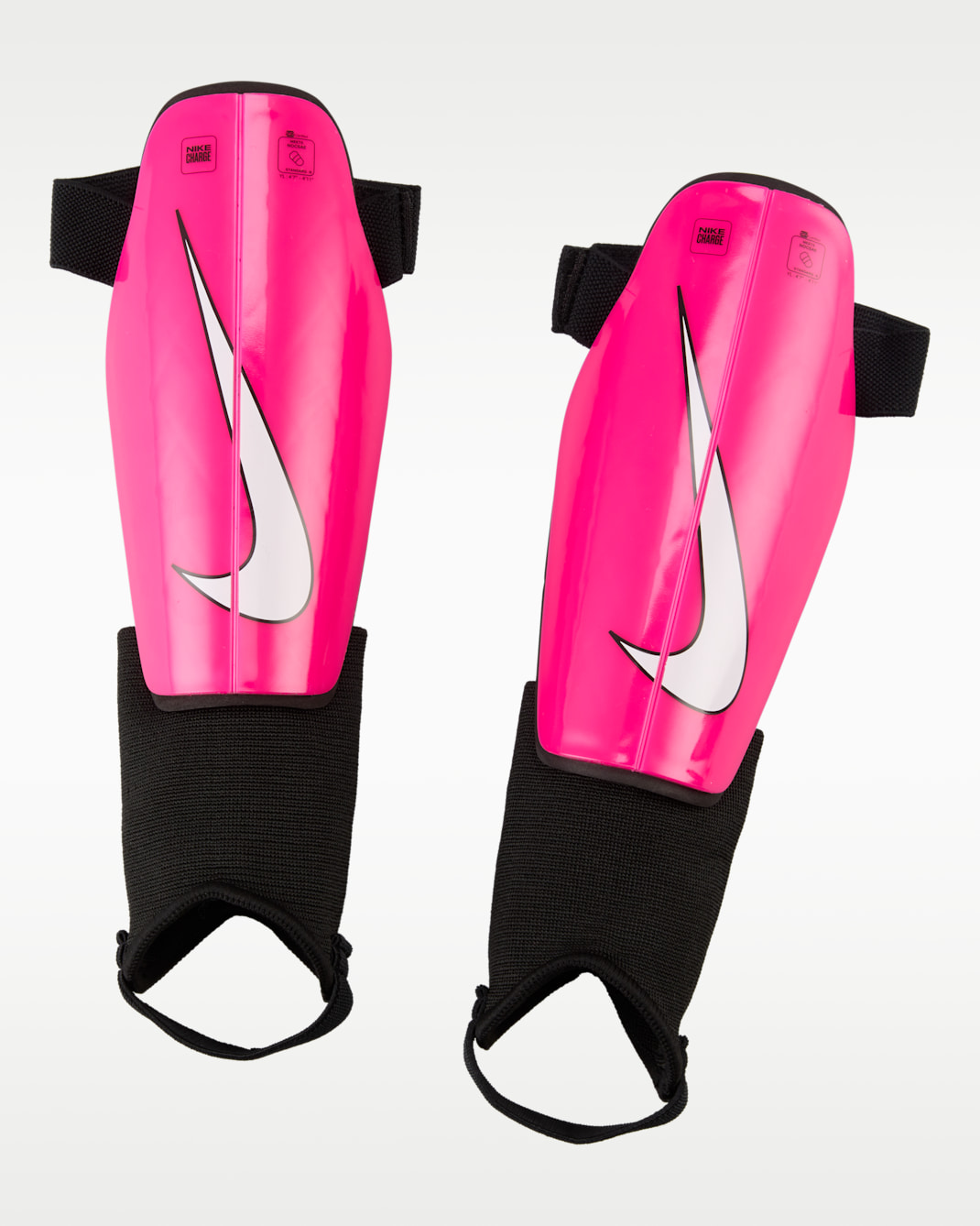 Espinilleras de fútbol para niños Nike Charge - Rosa feroz/Negro/Blanco