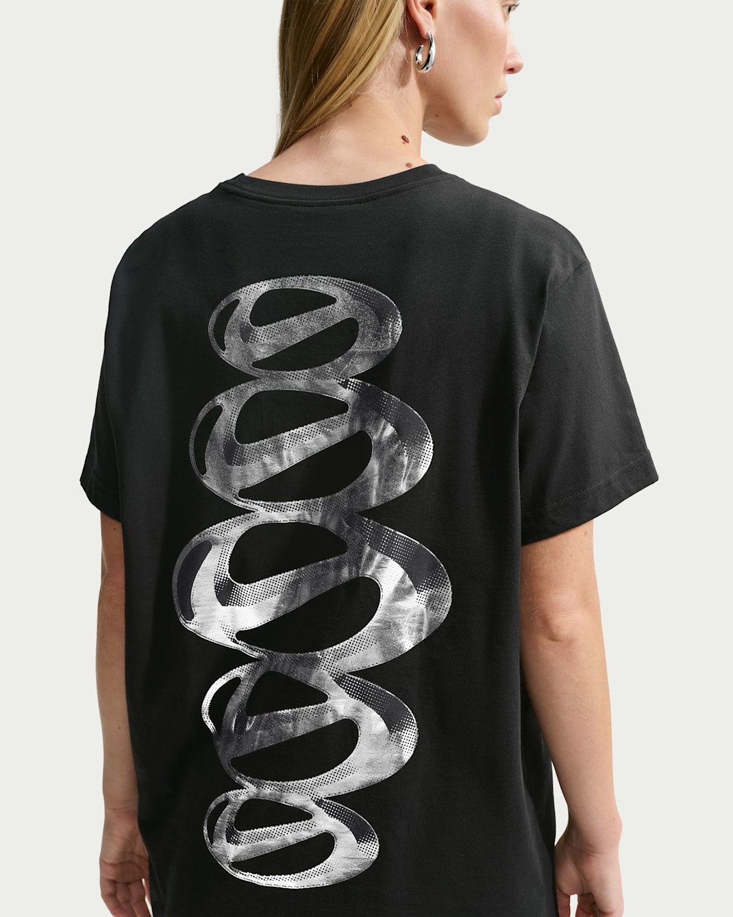 Nike Sportswear Classic Women's Oversized T-Shirt