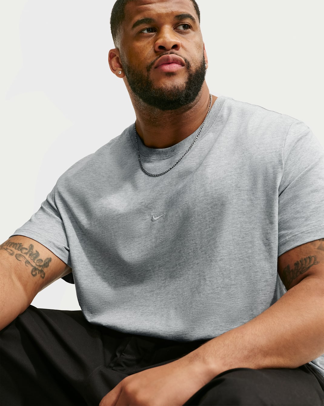 Nike Sportswear Men's Standard T-Shirt