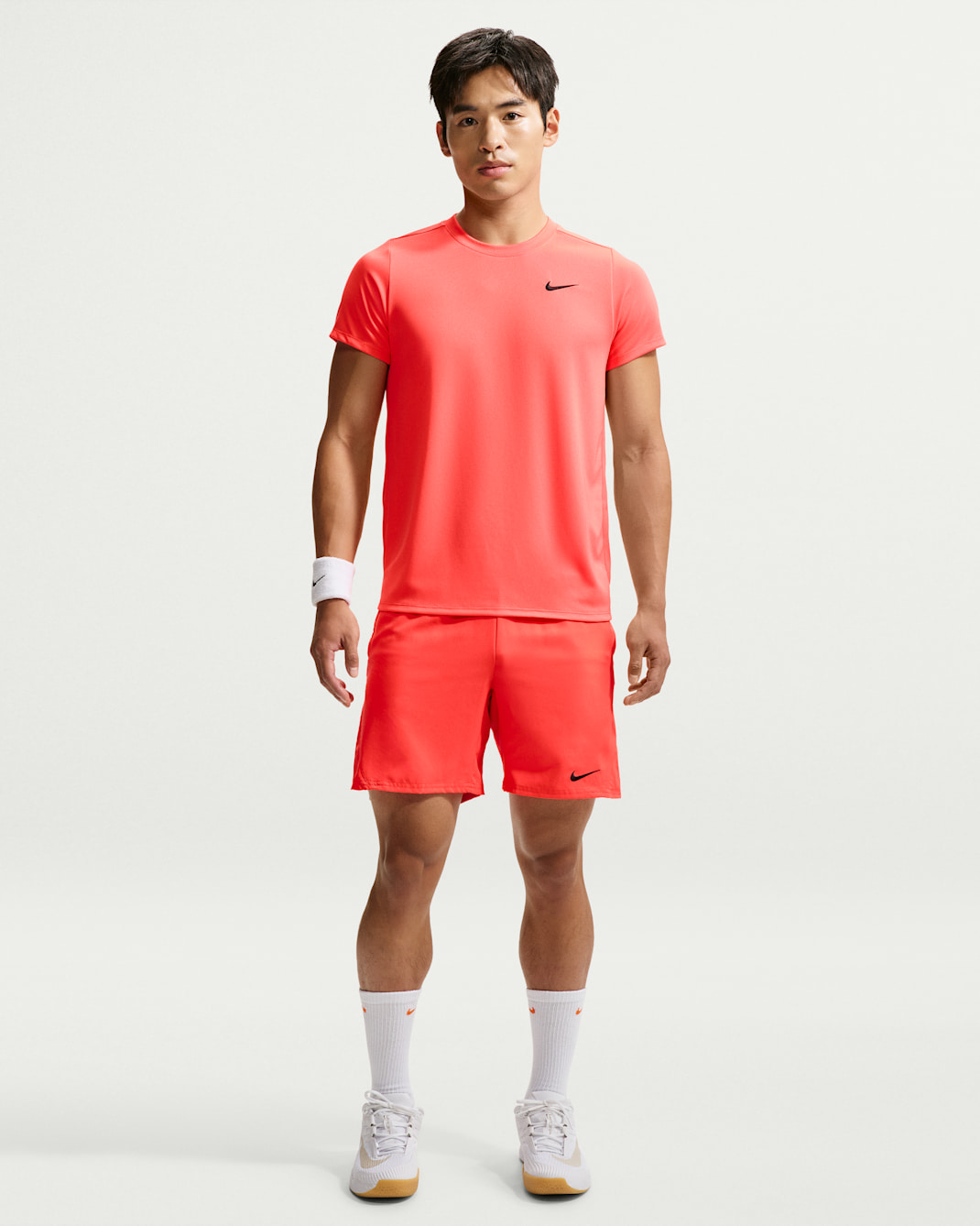 NikeCourt Victory Men's Dri-FIT 18cm (approx.) Tennis Shorts - Bright Crimson/Black