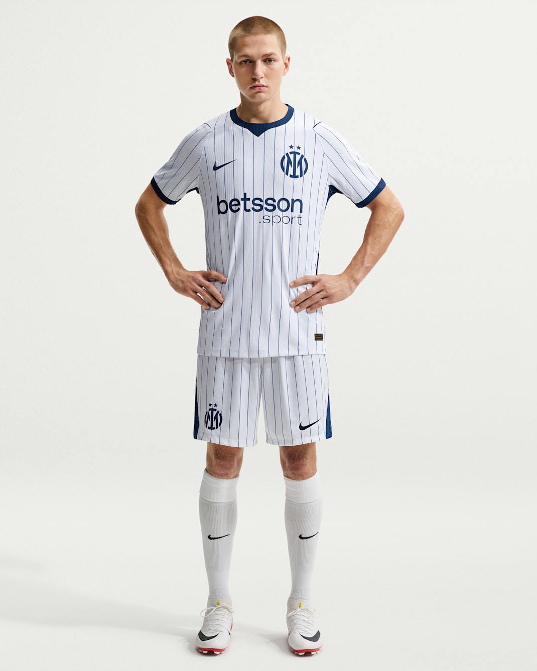Inter Milan 2026/27 Stadium Away Men's Nike Dri-FIT Football Replica Shorts - White/Blue Void/Blue Void
