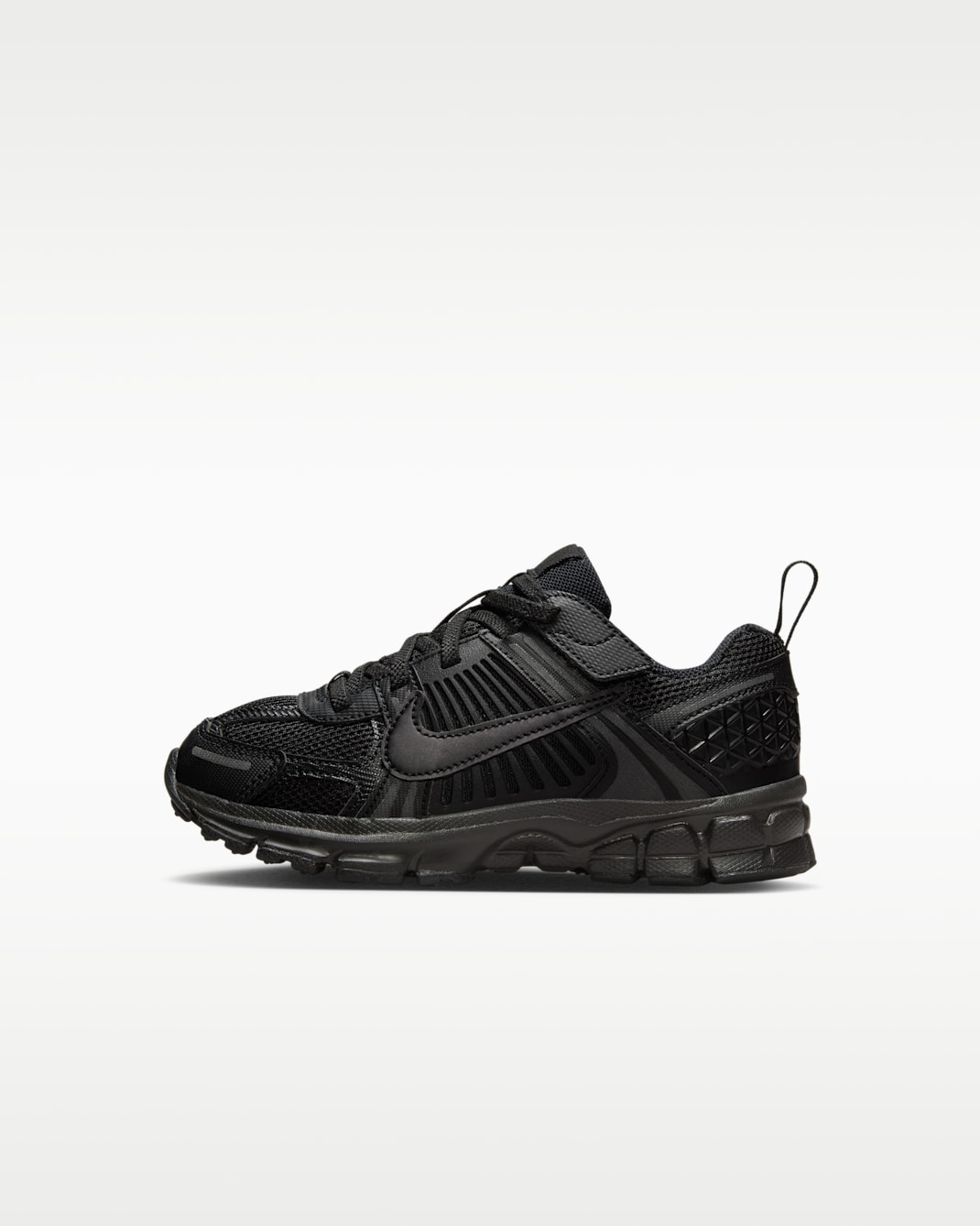 Nike Vomero 5 Little Kids' Shoes with Reflective Accents - Black/Black